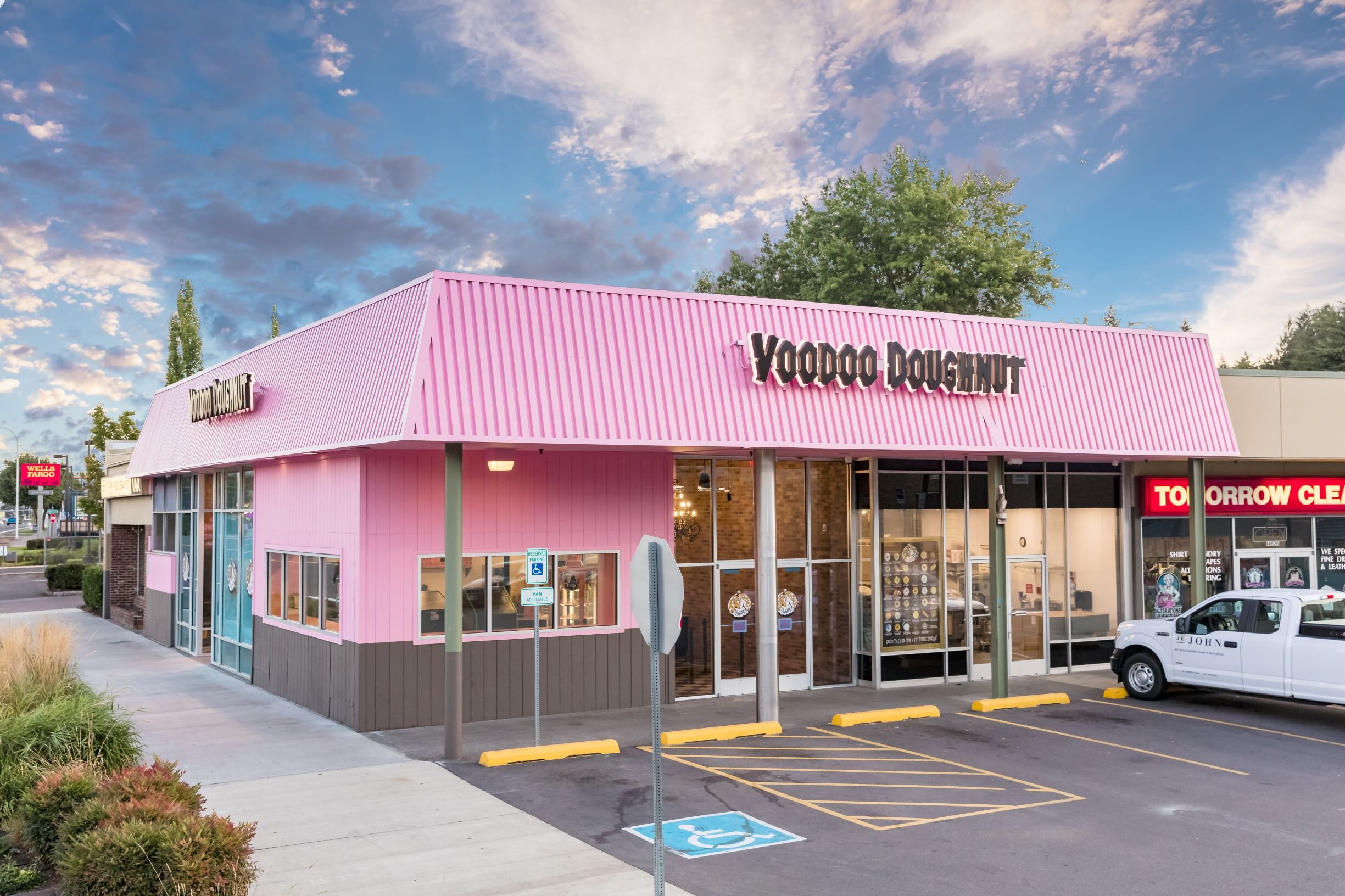03_VooDoo_Resize.jpg