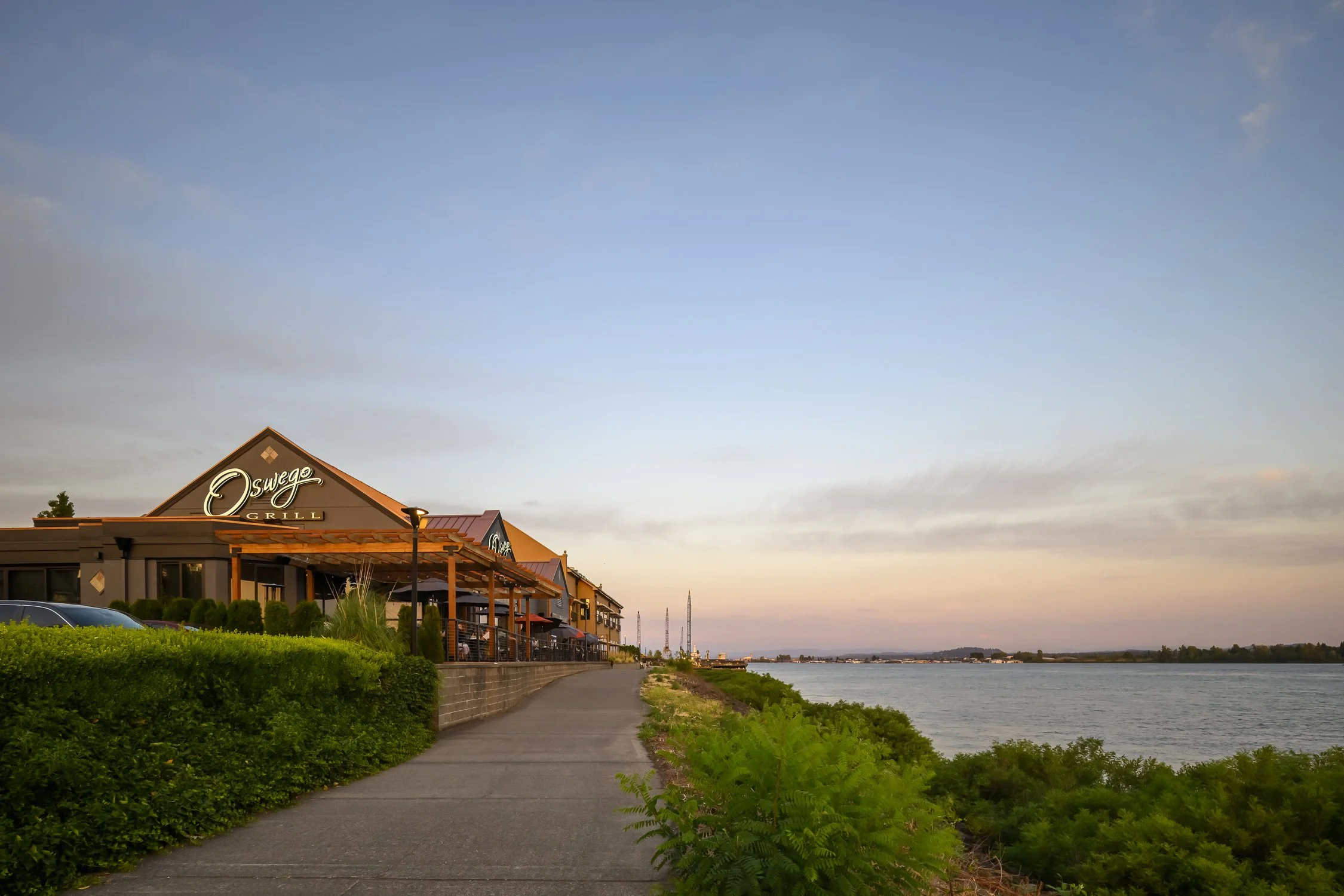 Waltz.Kenton_Woodblock_Oswego Grill-523-HDR.jpg