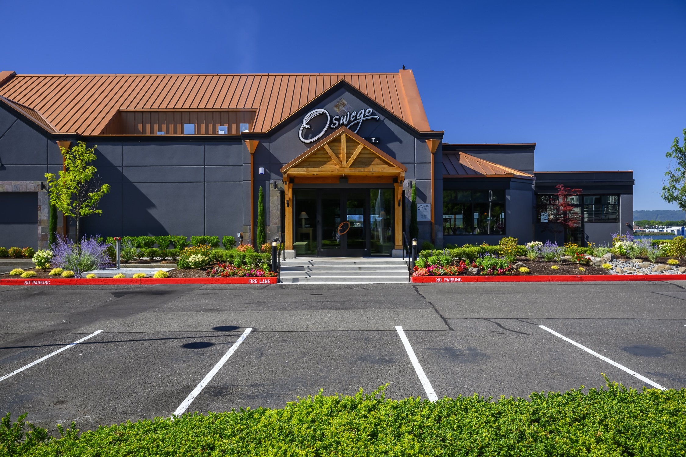 Waltz.Kenton_Woodblock_Oswego Grill-28-HDR.jpg