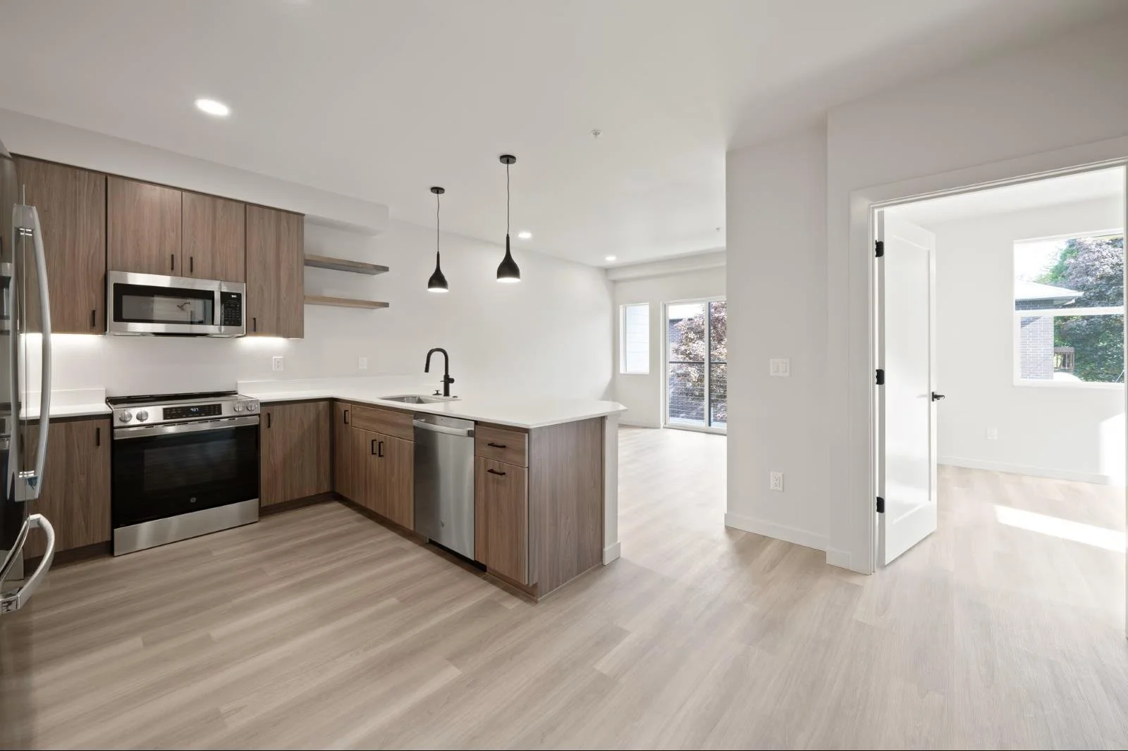 boardwalk-place-portland-or-building-photo (21).jpg