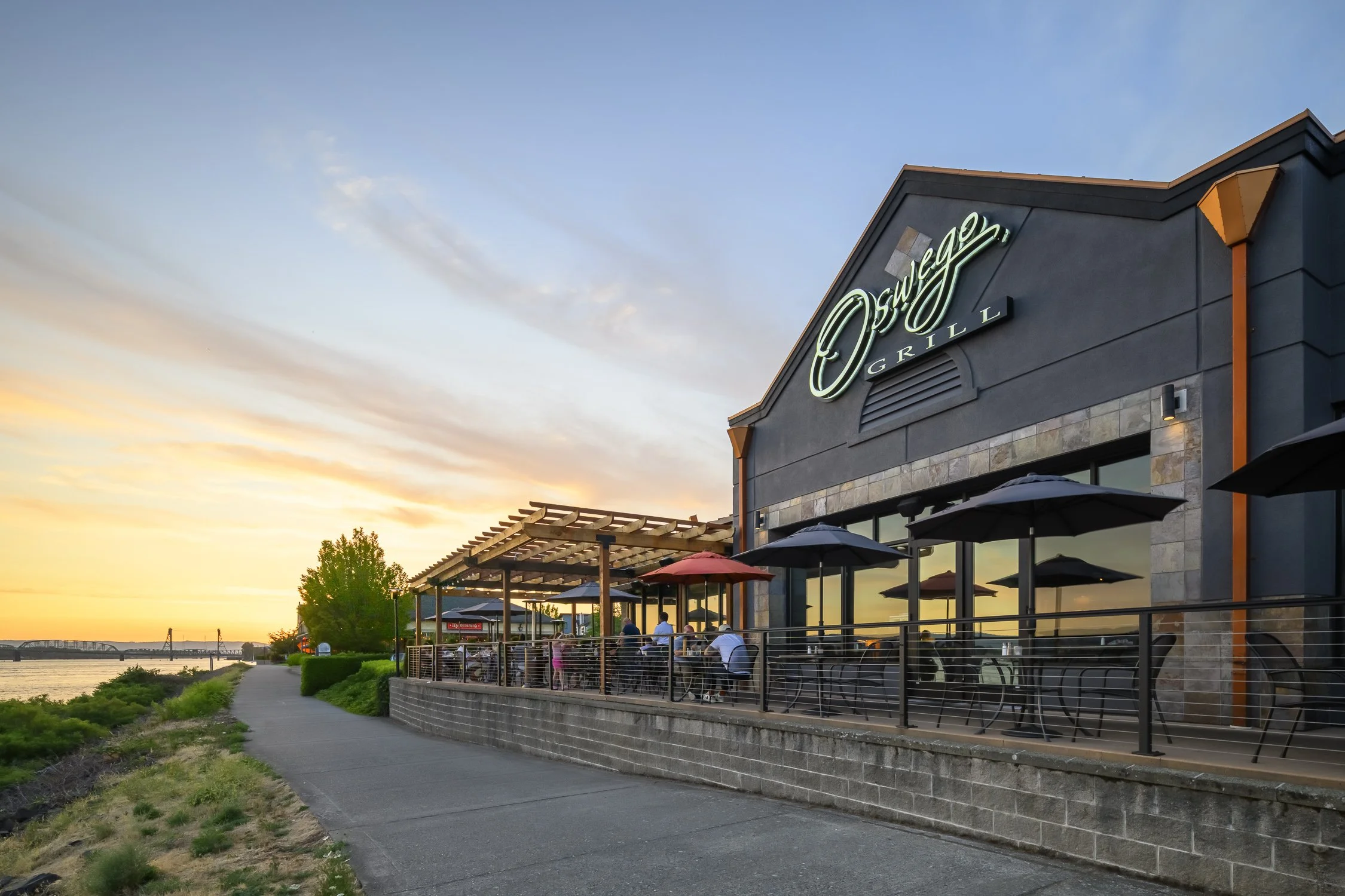 Waltz.Kenton_Woodblock_Oswego Grill-559-HDR.jpg