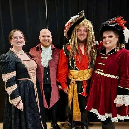 Costumes 17.jpeg