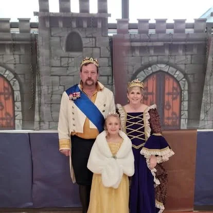 Costumes 16.jpeg