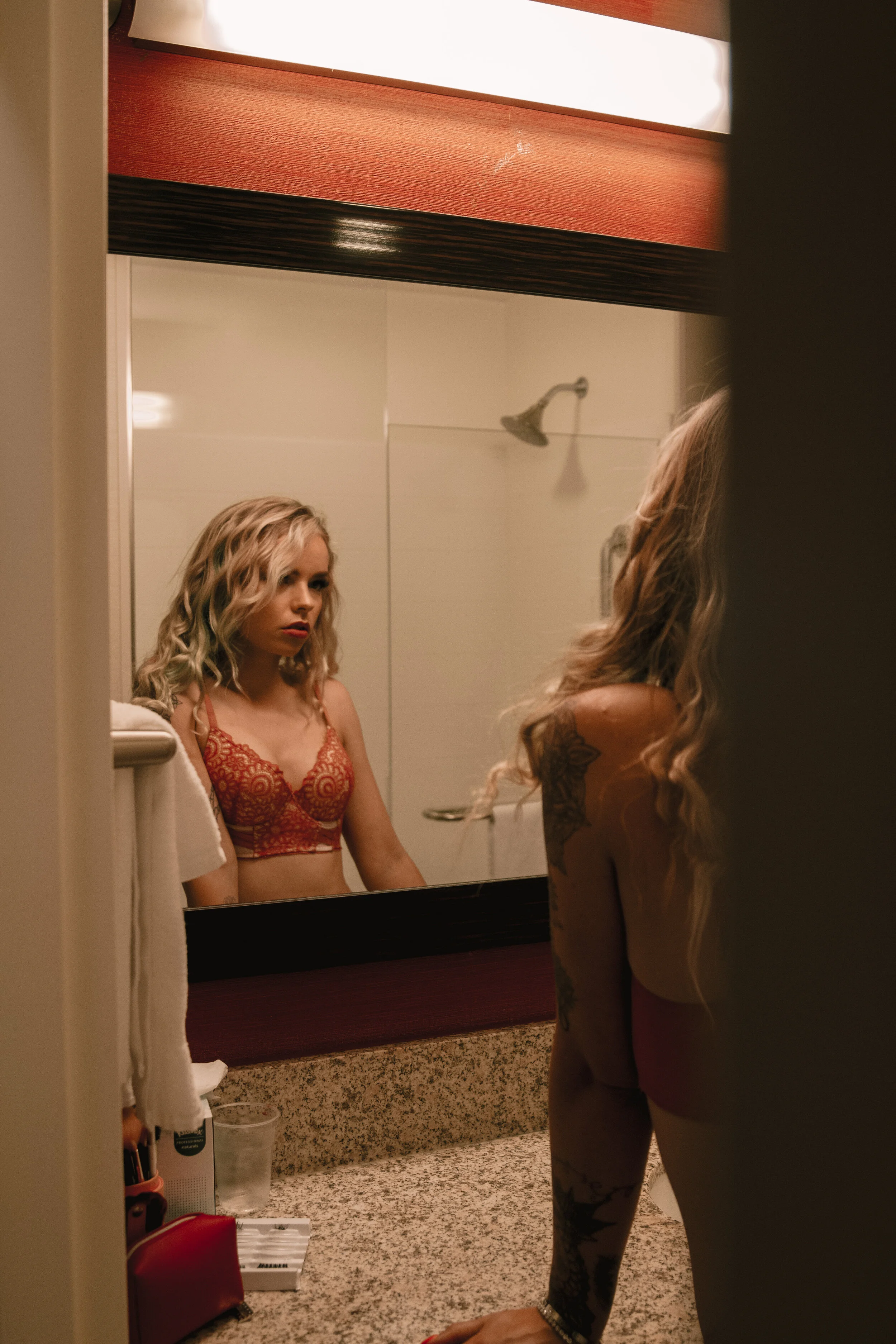 Long Beach - Southern California - Boudoir Photography - Intimate Portraiture - Fine Art Nudes - Travel Photographer