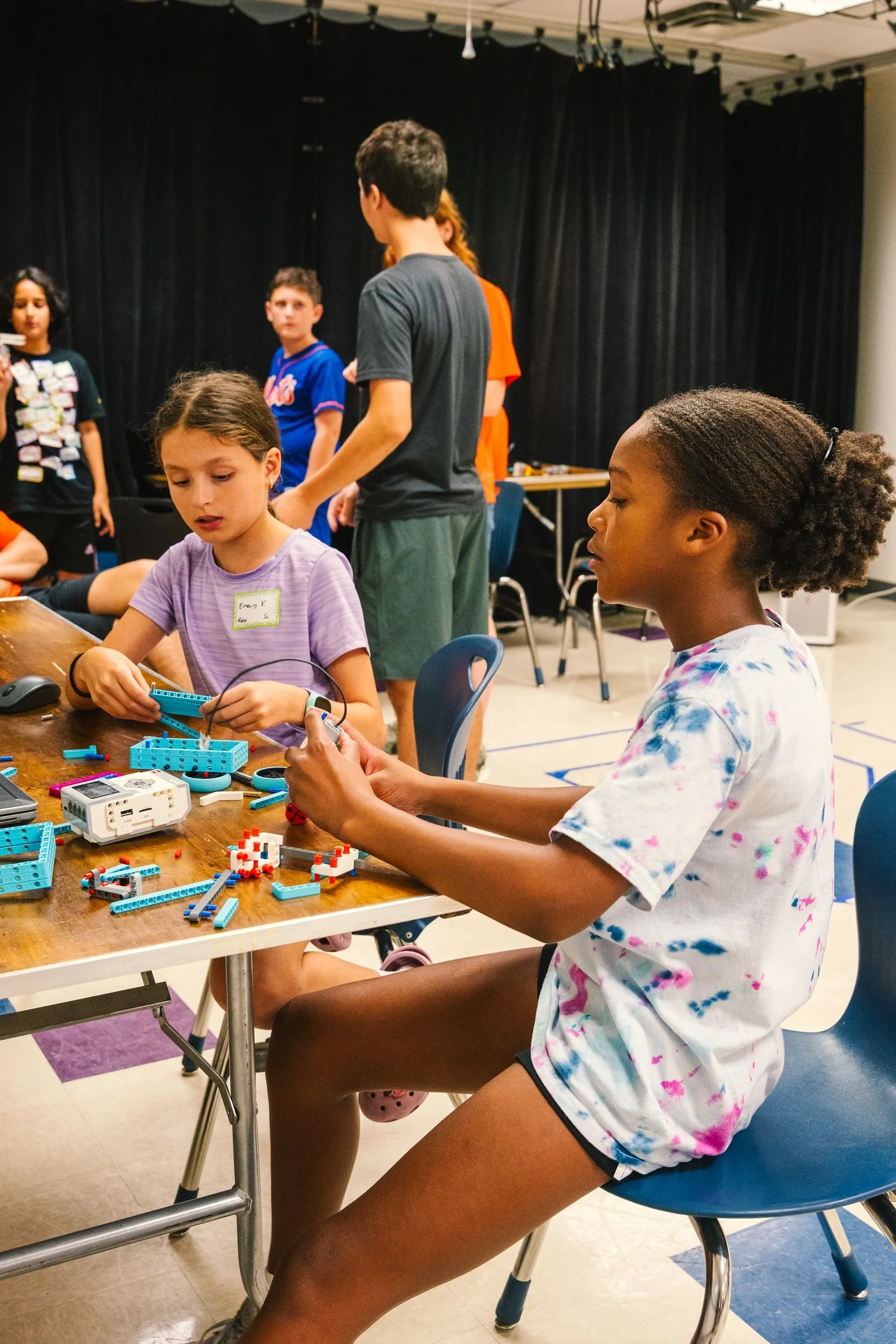 tic-camp-robotics-build-girls.jpg