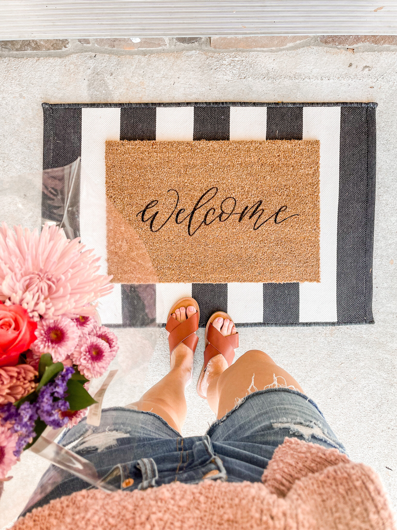 How to Make a Hand Painted Doormat Tutorial - Simply Made Fun