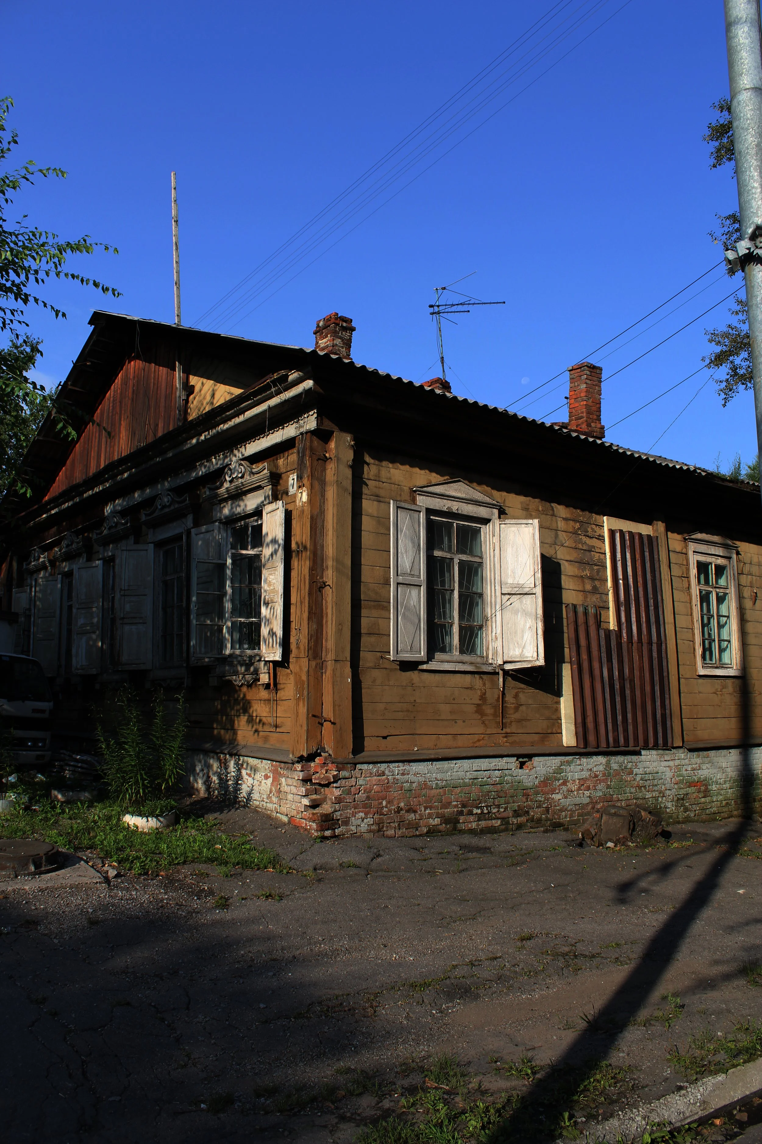 old house.jpg