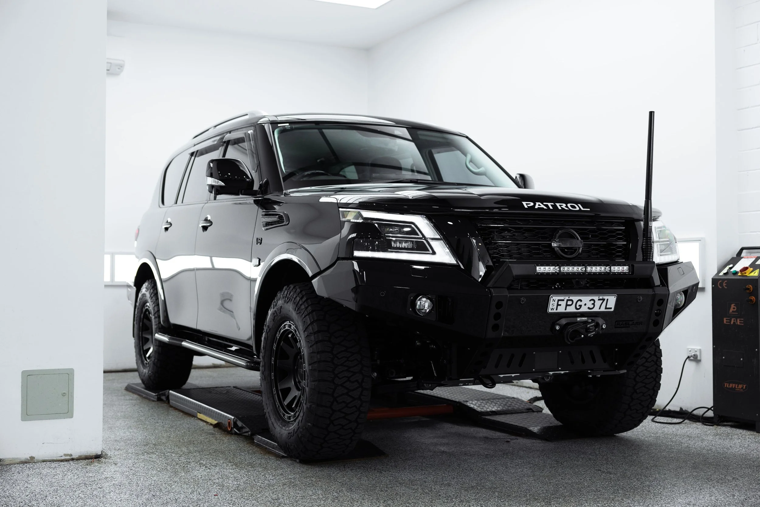 Y62 Nissan Patrol
