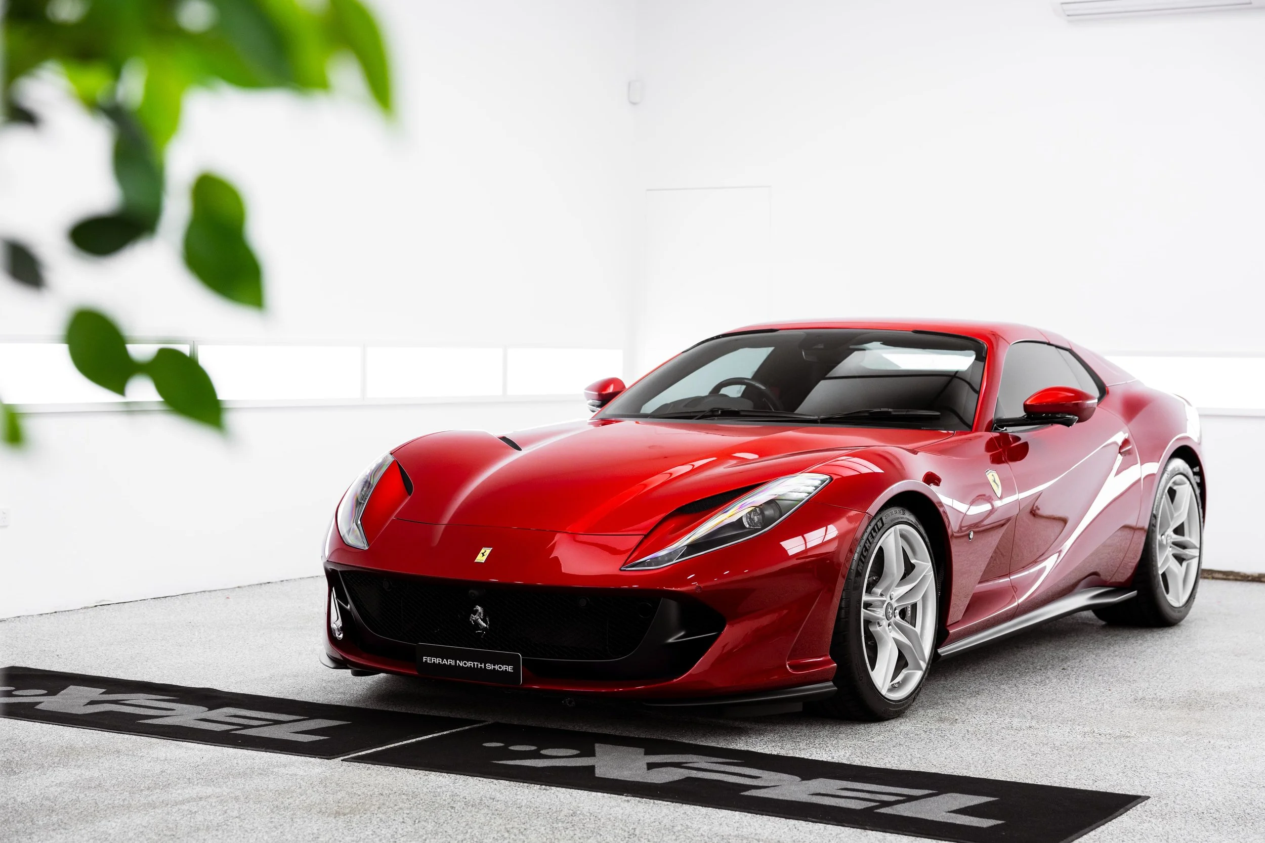 Ferrari 812