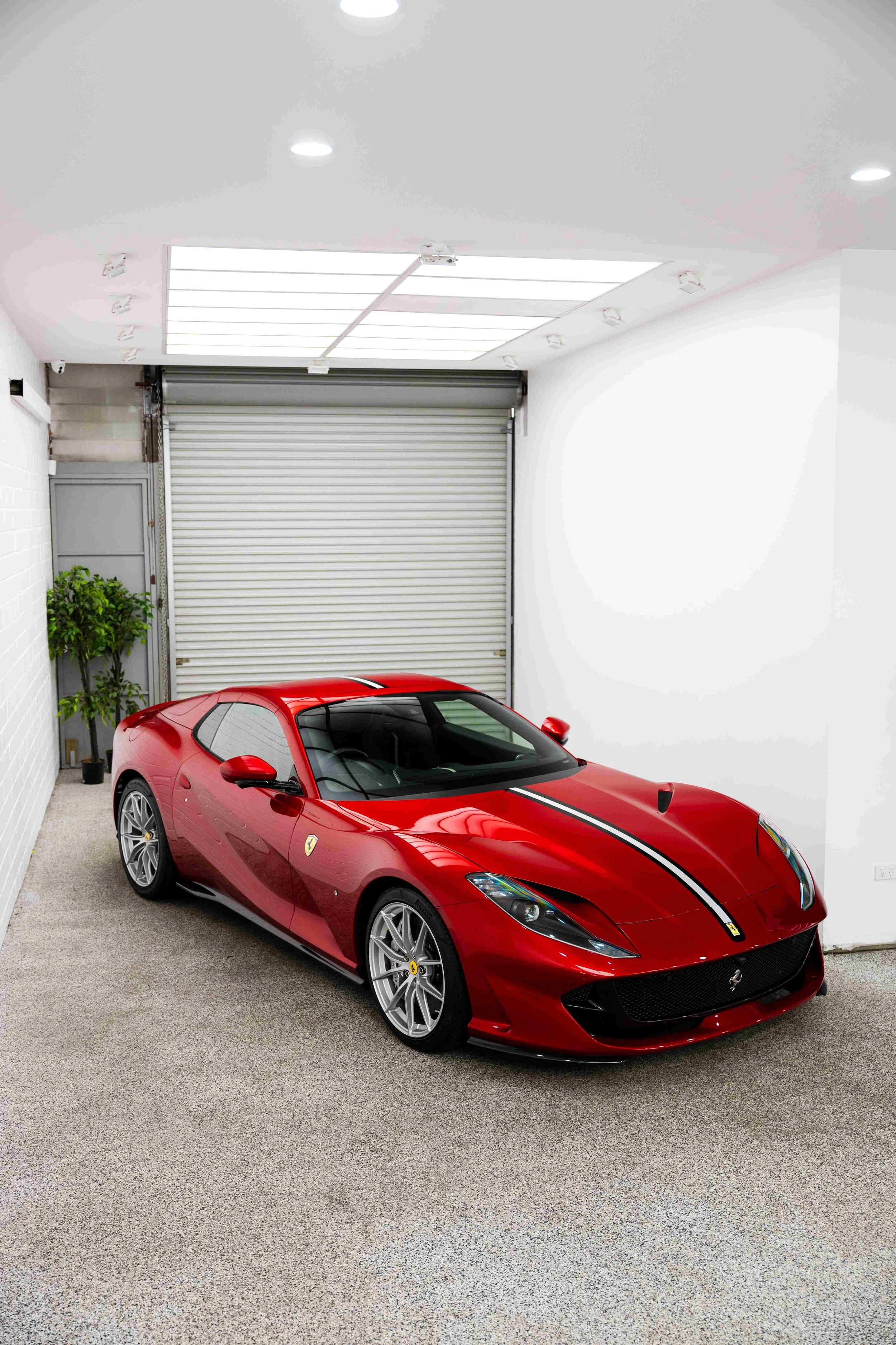 Ferrari 812