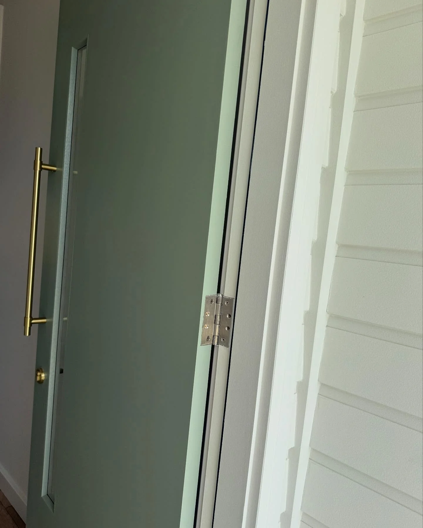 Love this colour!! My builder&rsquo;s duplex build&hellip; the sage green and gold door handle 🙌🙌🙌&hellip; thinking of a Custom Build? A knockdown rebuild or a Duplex or Townhouse build? Myself and my builder make the whole process stress free 🏡