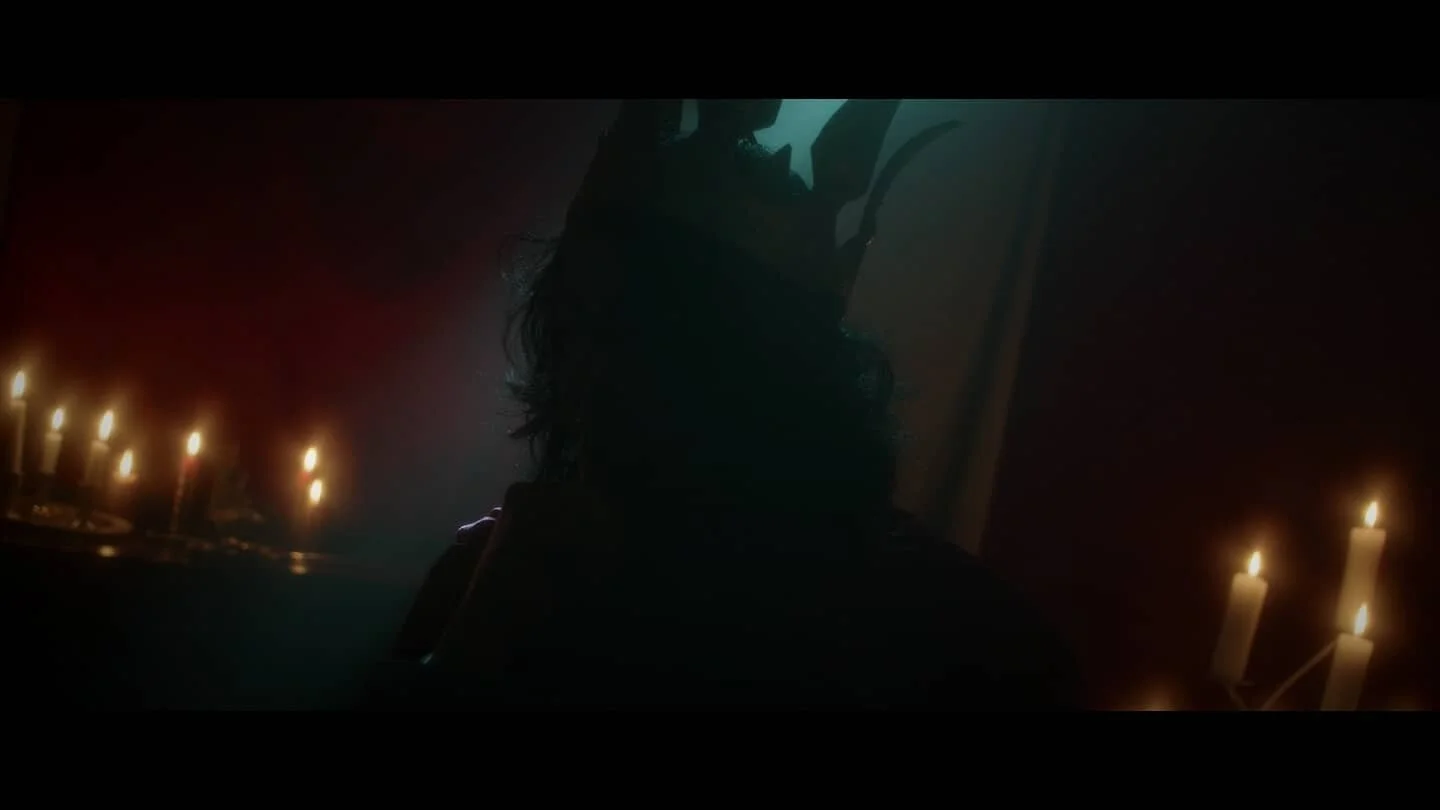 .
.
👑 Hi pals! 👑
.
Here are some frames from a music video I shot earlier this year for @swandyband. It's weird and quirky and was done with very little gear or crew. Thanks for the fun @bridereunion! I used a homemade tungsten 'soft cube' for the 