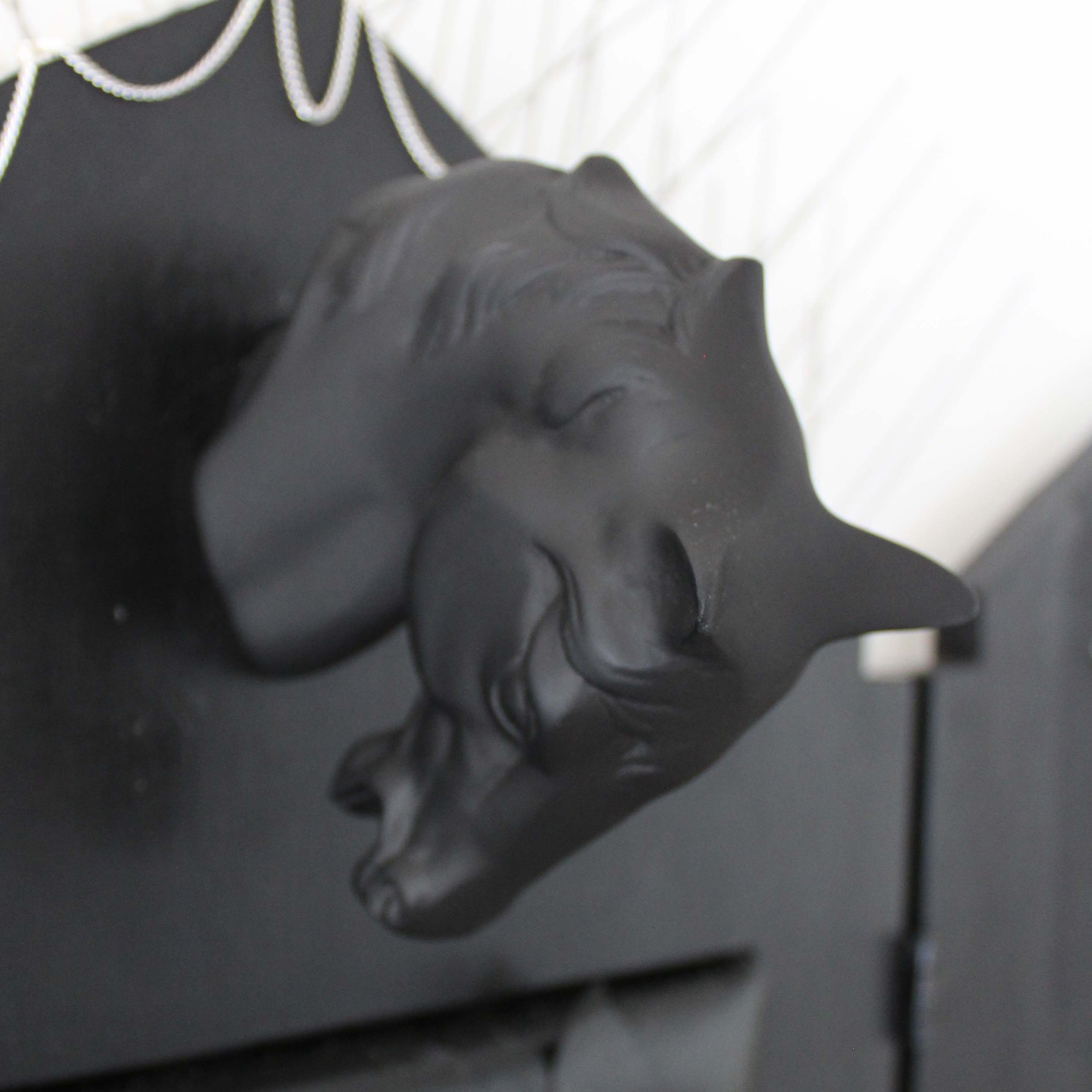 Skin & Chrome_Detail_02.jpg