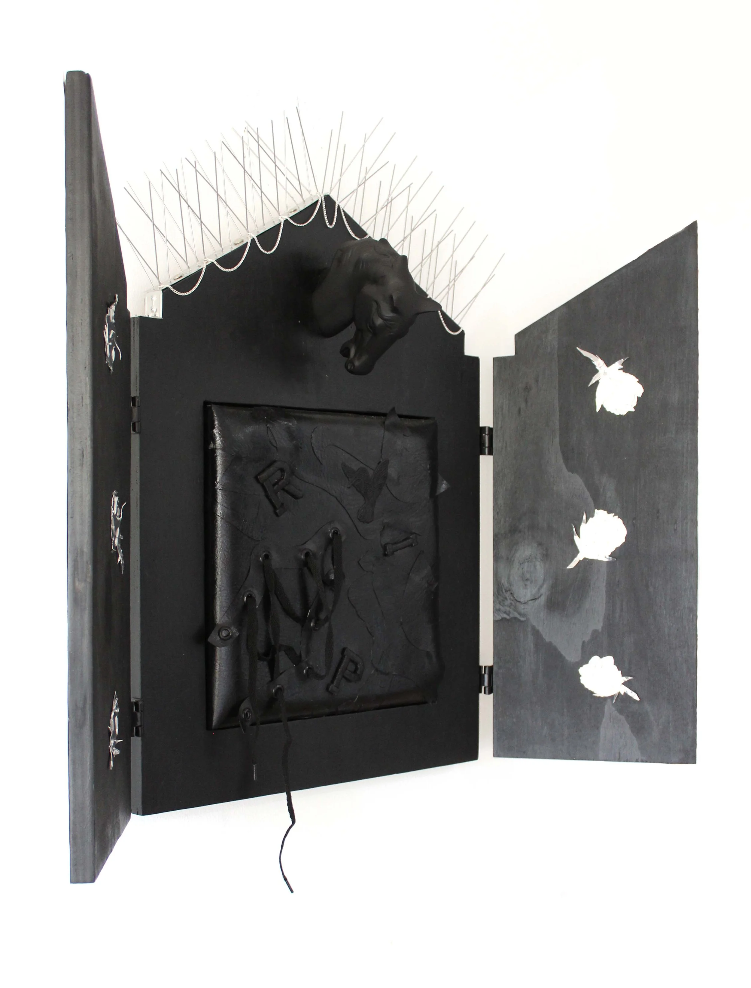 Skin & Chrome_3:4_Detail.jpg