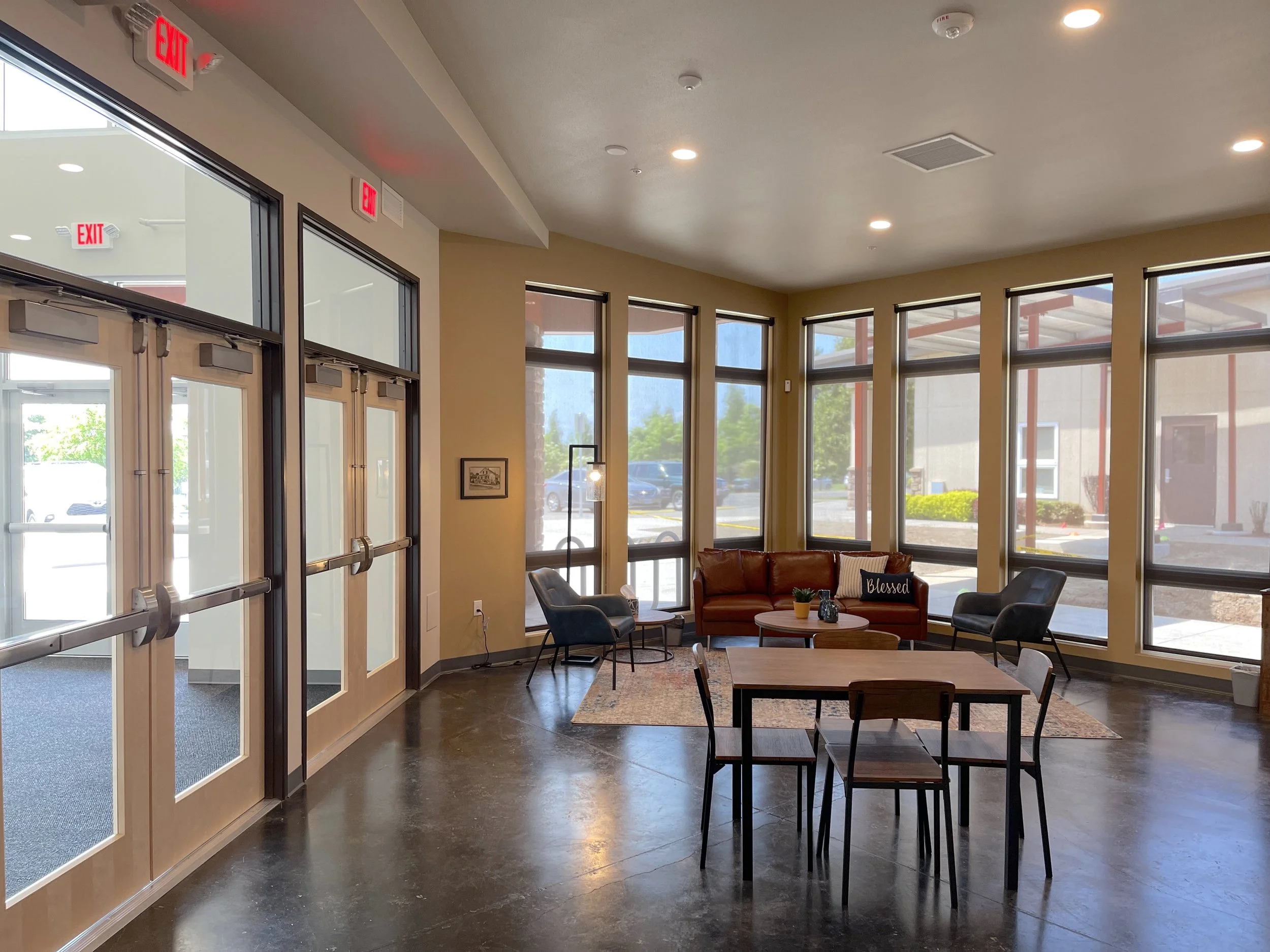 Gathering Room 2.jpg