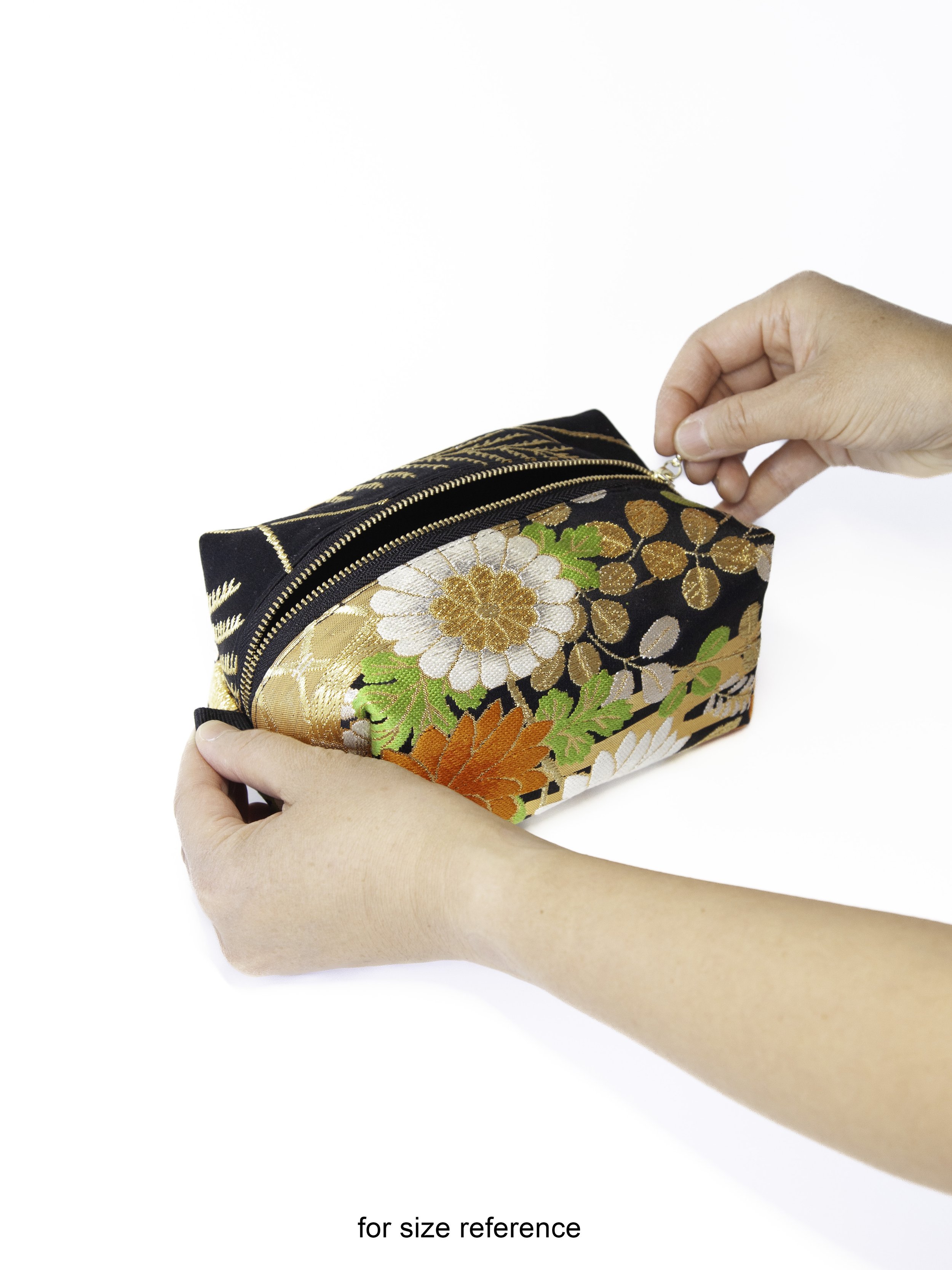 box pouch.jpg