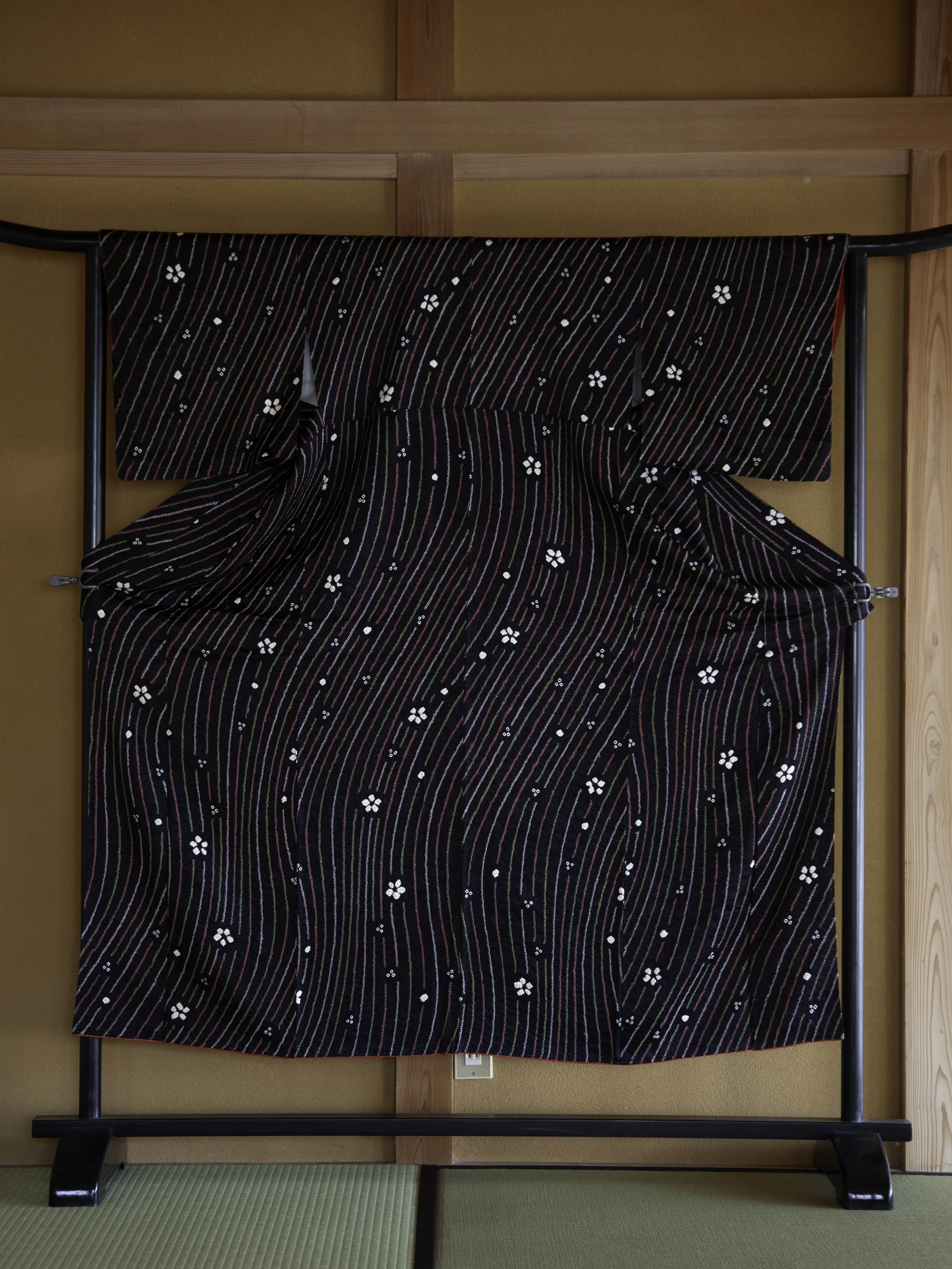 SQ2410835-5.jpg