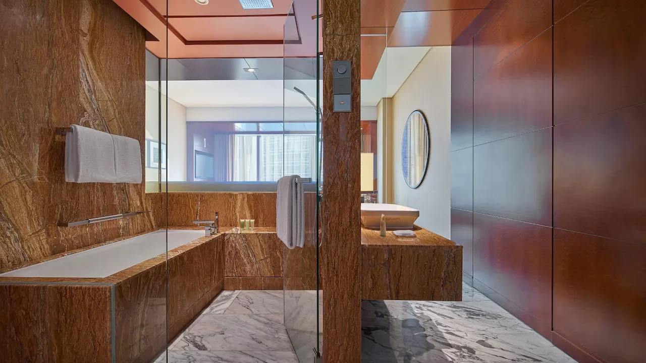 Grand Hyatt Kuala Lumpur, Grand Room, King bed, City View, Bathroom