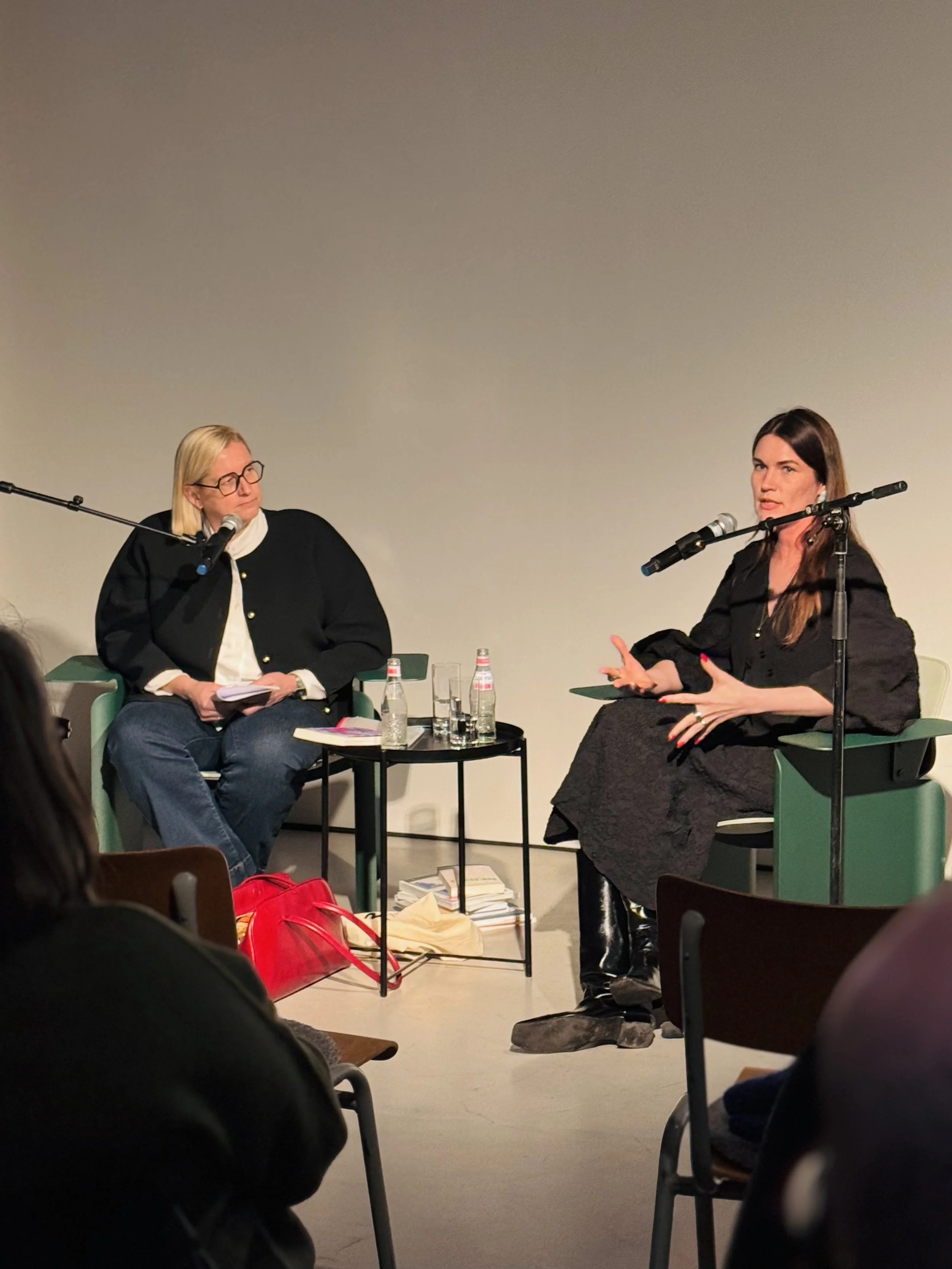 Talk mit Annekathrin Kohout über ihr Buch “Hyperreaktiv”