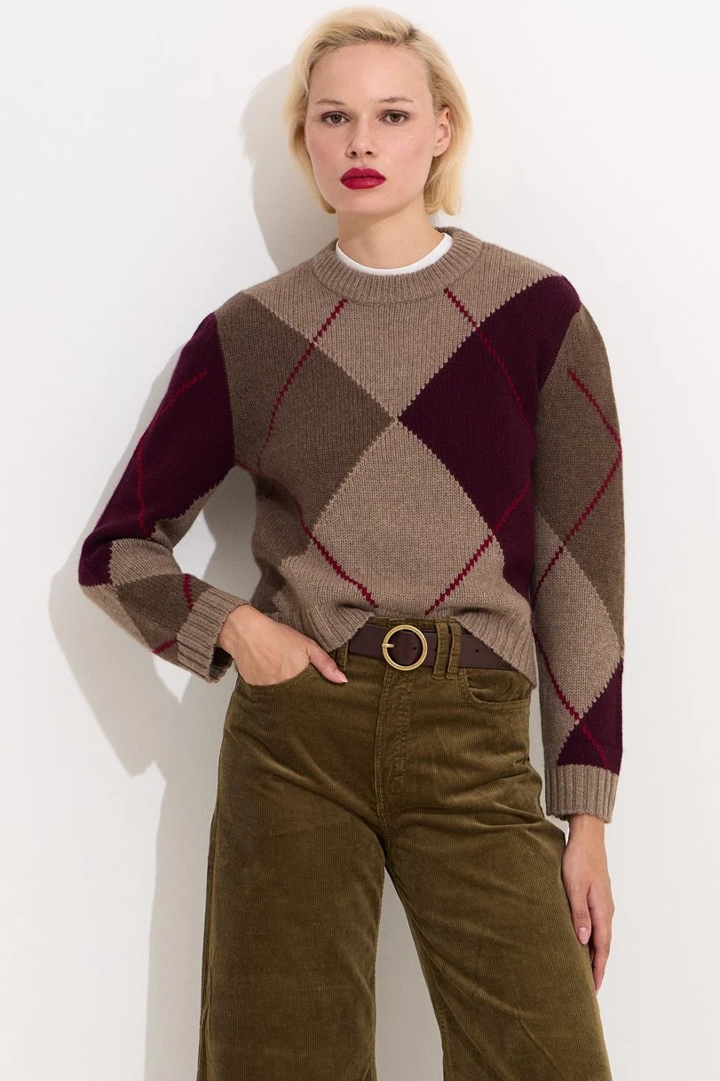 BE MOVING obrown-merlot-noisette-ruby front.jpg
