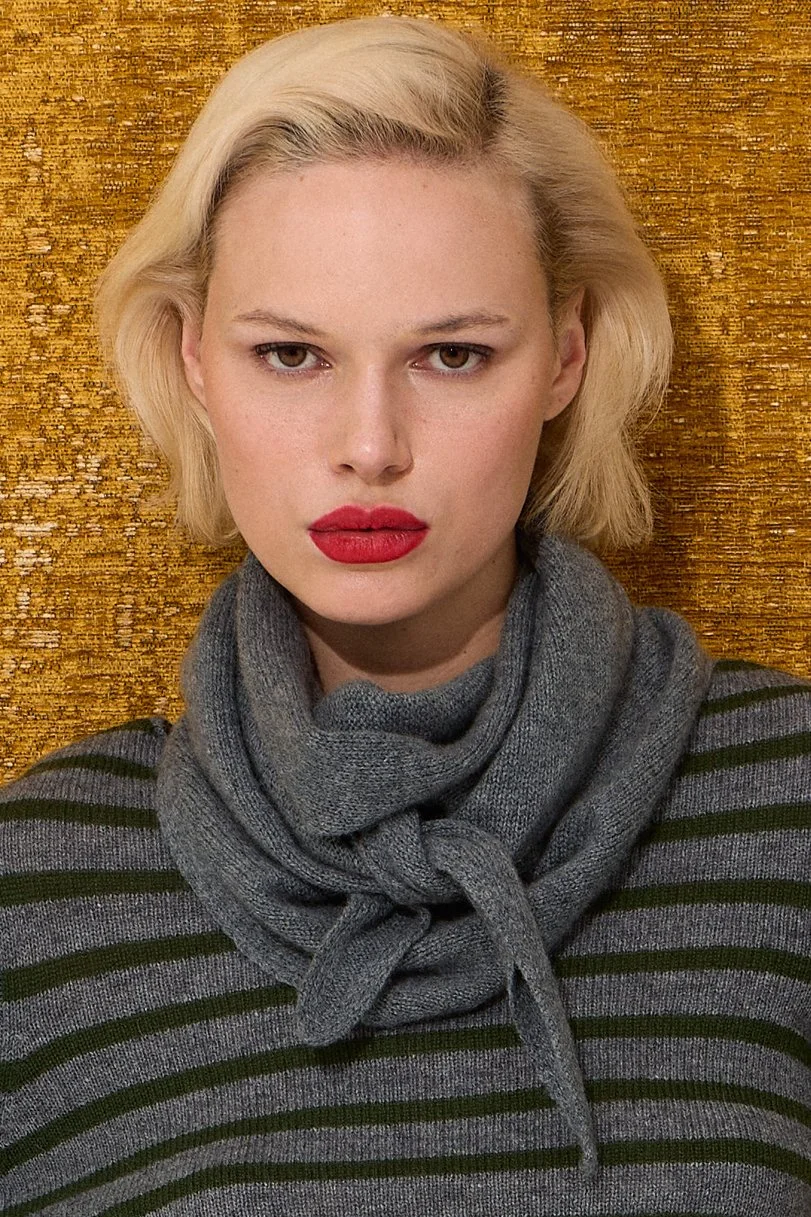 BE CHERRY dk.grey front.jpg
