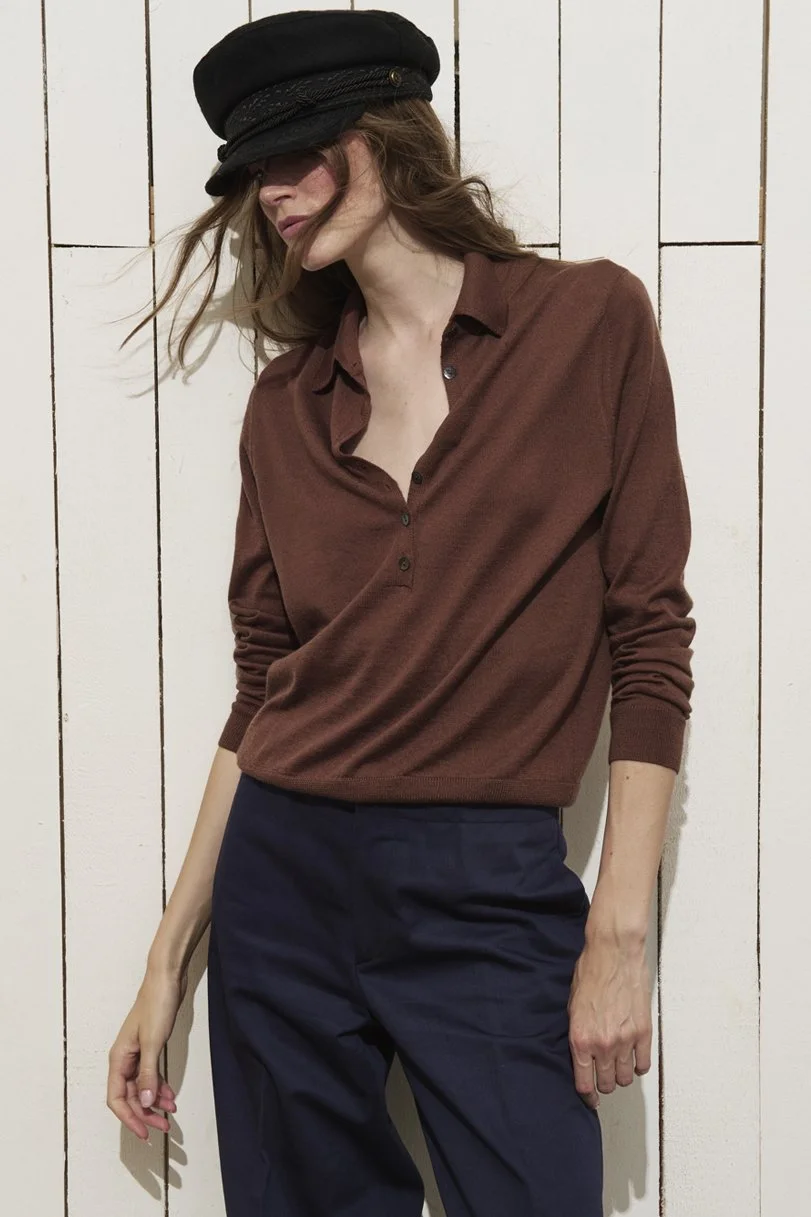 SLIM-FIT "BE SHY" POLO NECK