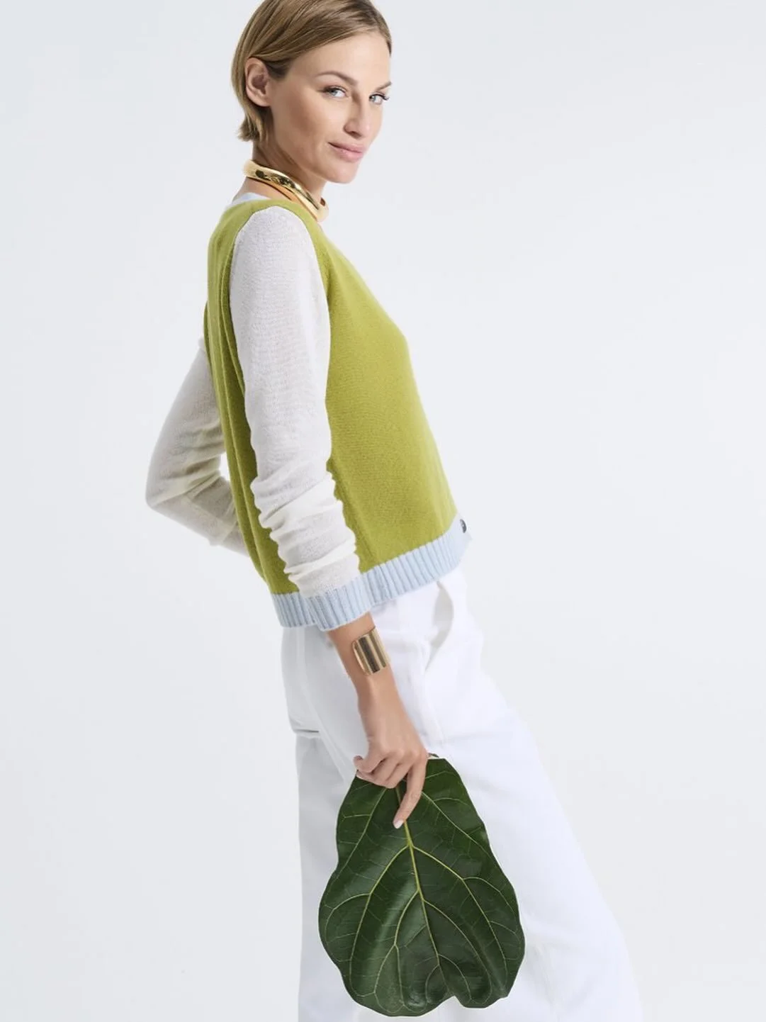 BE YOU by GERALDINE ALASIO 売れ筋商品|||ビー ユー バイ ジェラルディン アラシオ カーディガン アウター レディース Cardigans White Loueme カーディガン ロゴジャガードセーラーカーディガン