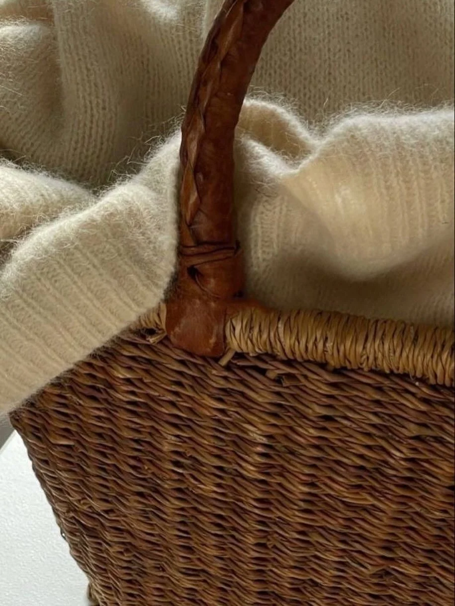 Just dropped our newsletter. 
Inbox luxury, unlocked.
__________________
⠀⠀⠀⠀⠀⠀⠀⠀⠀
#beyougeraldinealasio