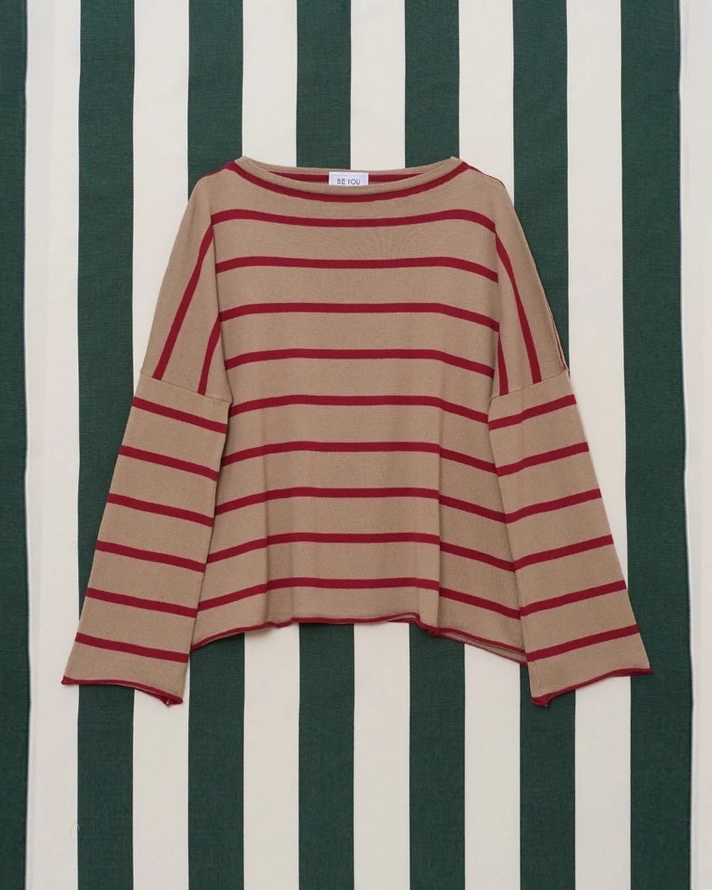 A lightweight cotton &amp; cashmere sweater designed for in-between days &mdash; when the sun feels warm but the air stays fresh.
Relaxed silhouette, bold stripes and an easy elegance that moves from morning light to sunset aperitivo.
_______________