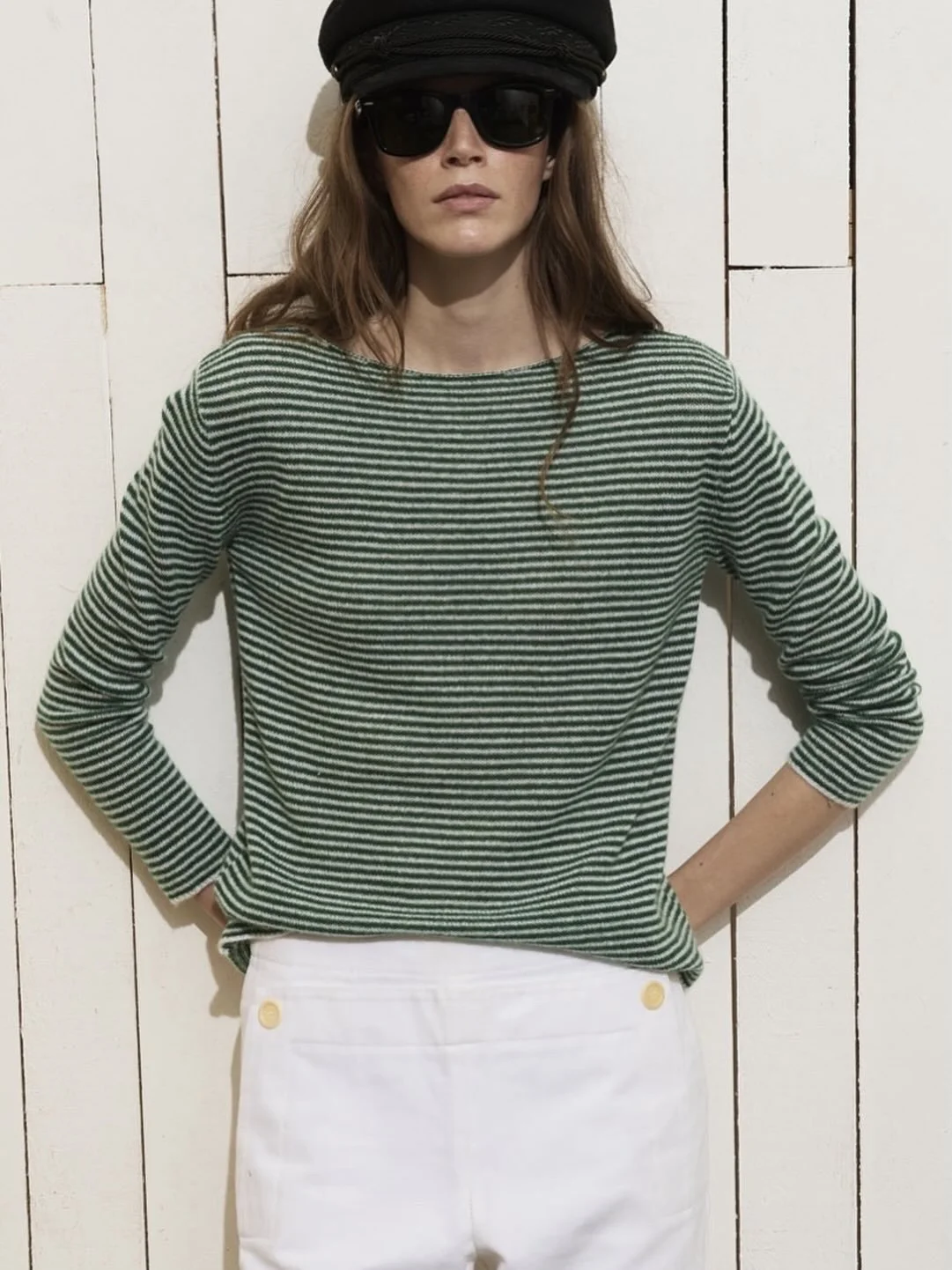 This finely knitted cashmere sweater will work through any season. It&rsquo;s light enough to wear on its own in the&nbsp;warmer months. We call this particular processing &ldquo;nuvola&rdquo;. 
⠀⠀⠀⠀⠀⠀⠀⠀⠀
This is our everyday, everytime, close to the