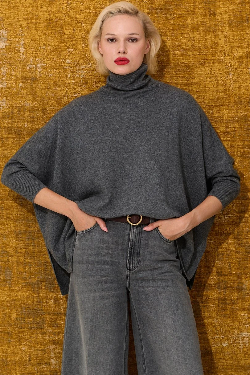 BE DIVINE dk.grey front.jpg