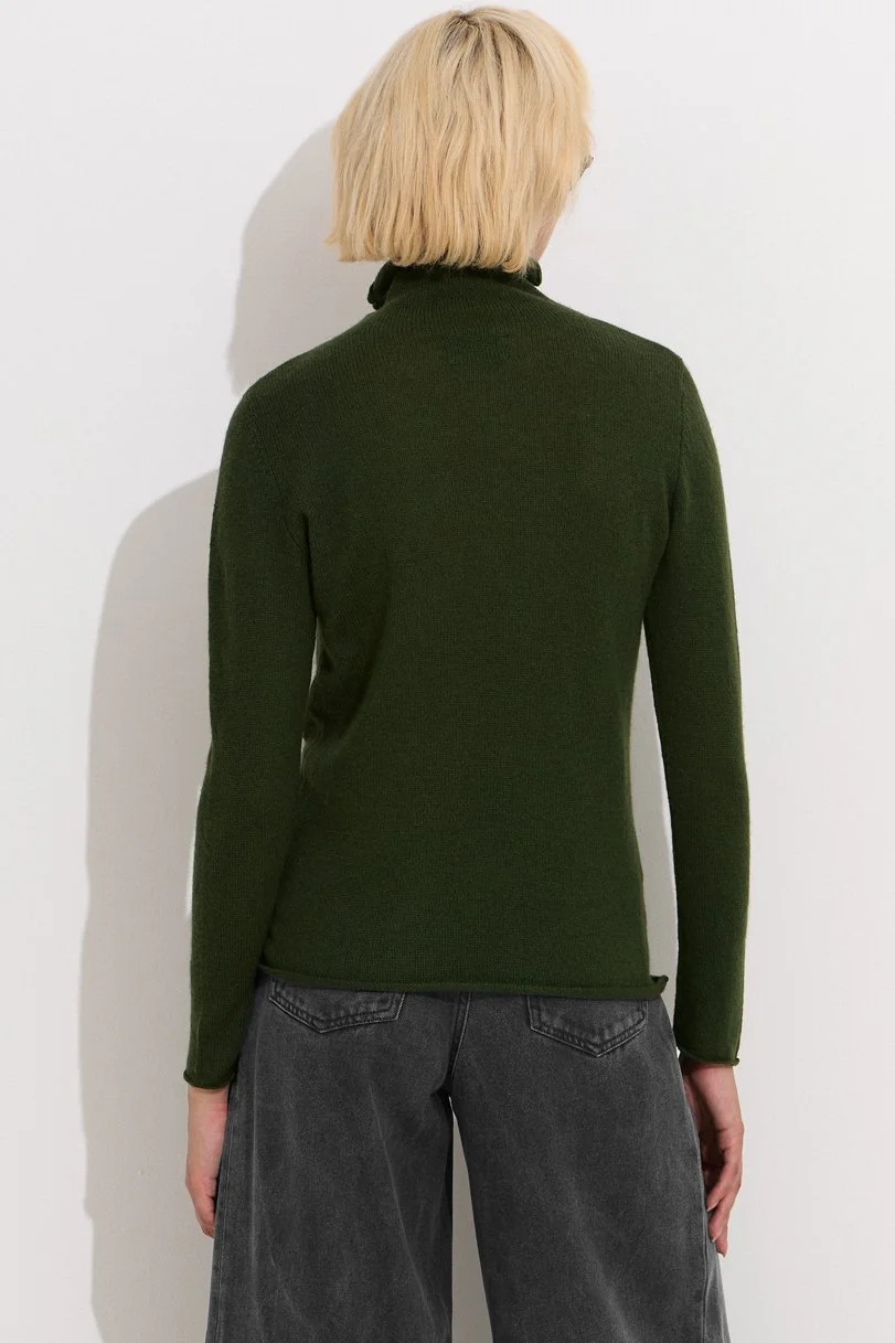 BE CHARMING loden green back.jpg