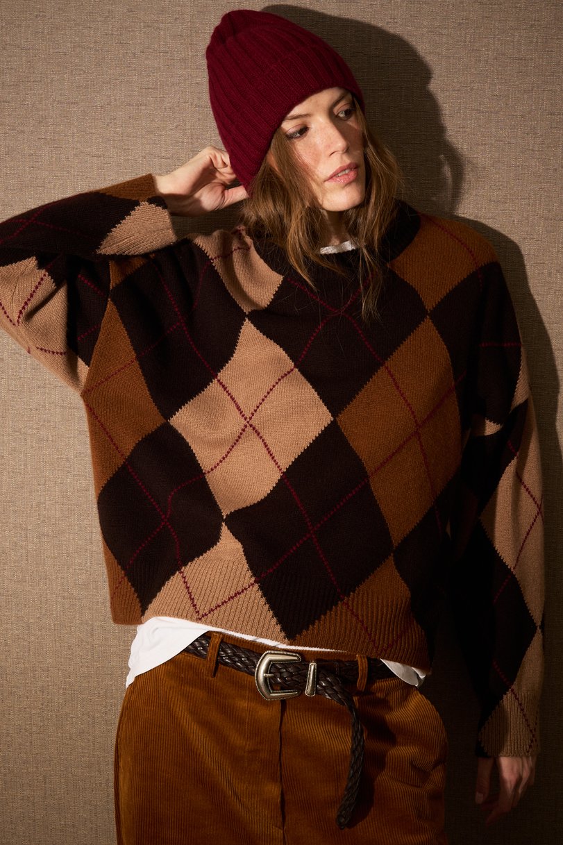 BE SUPRIME brown-toffee-biscuits-syrah +CD6083F5 syrah front.jpg