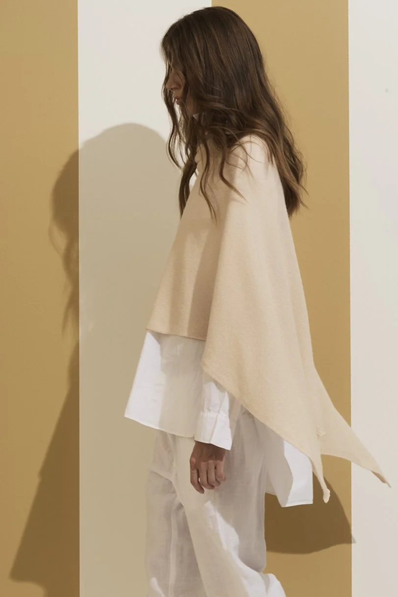 SOLID NUVOLA "BE HOPEFUL" CAPE