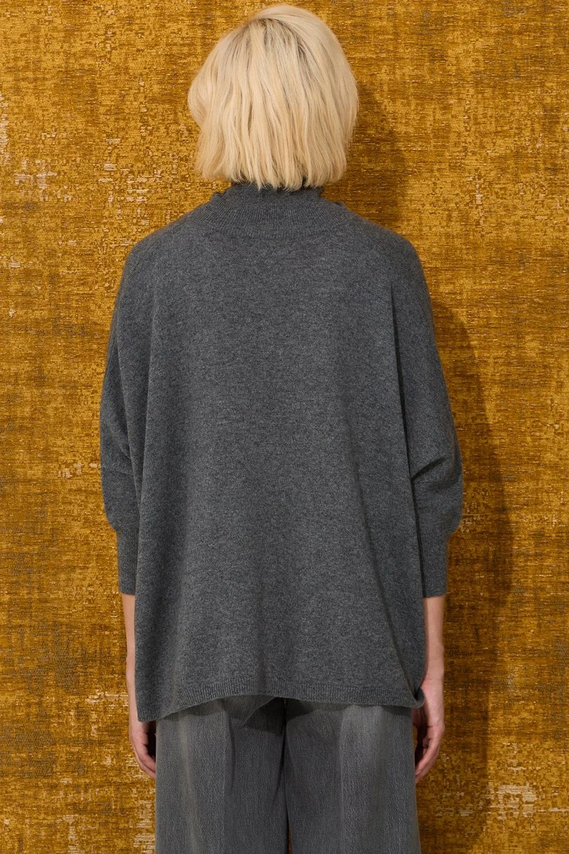 BE DIVINE dk.grey back.jpg