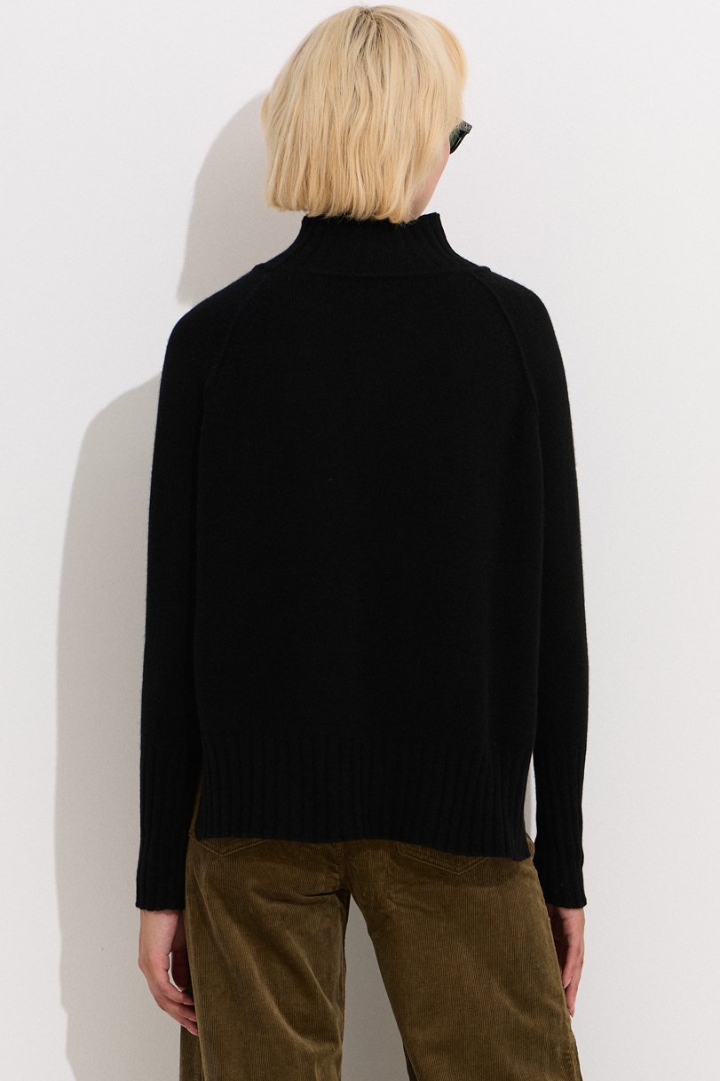 BE DIFFERENT black back.jpg