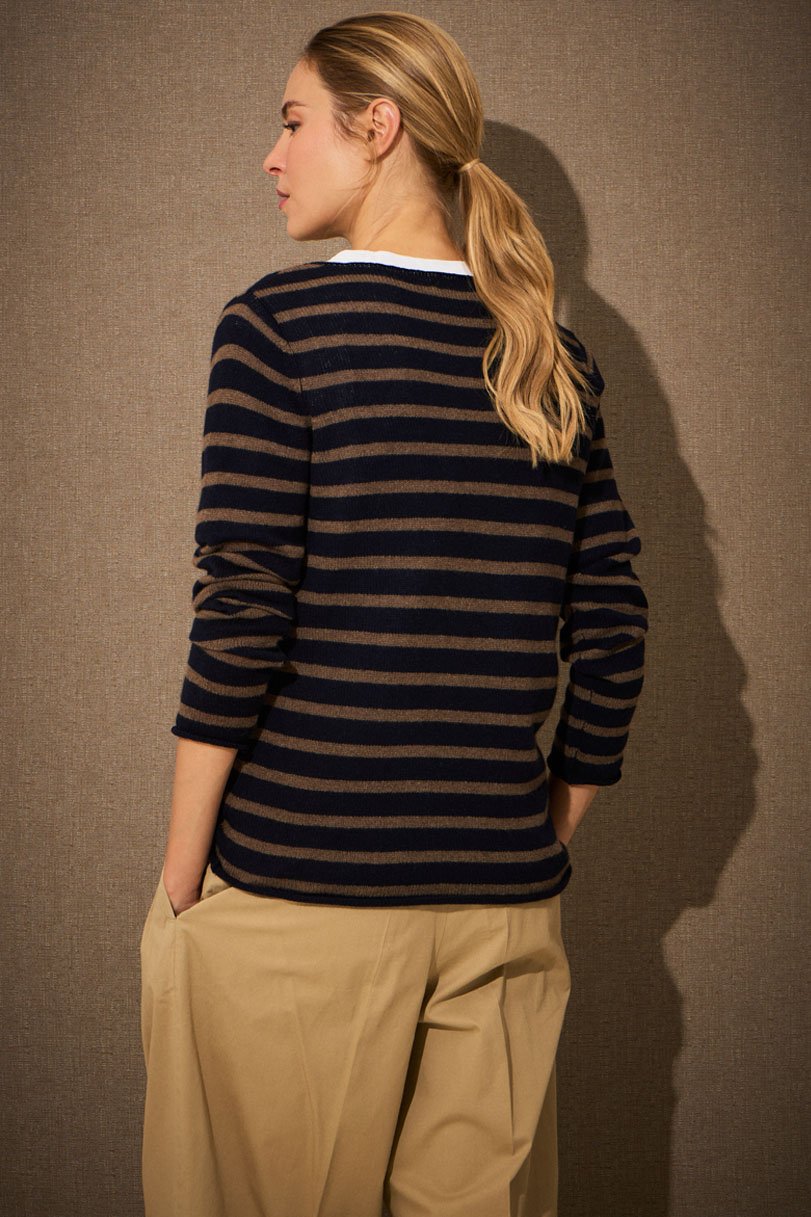 BE SMART navy-truffle back.jpg