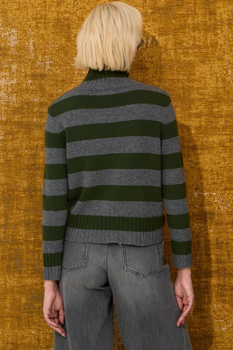 BE BREEZY dk.grey-loden green back.jpg