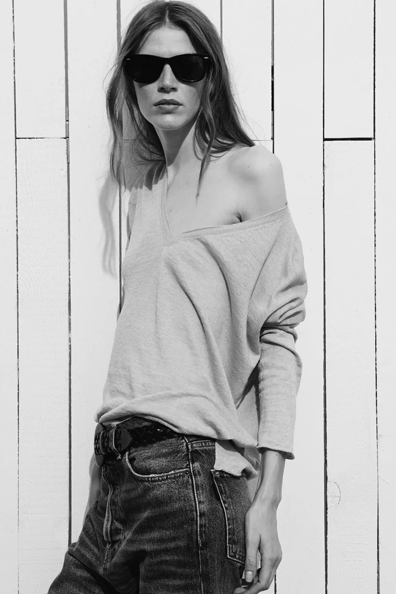 BE SENSITIVE glossy rose front-side b&w.jpg