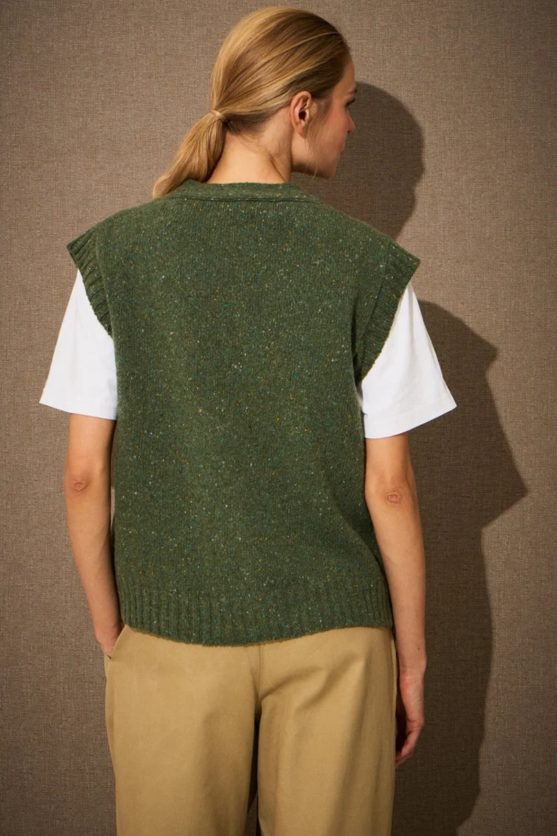 BE IMMENSE green back.jpg