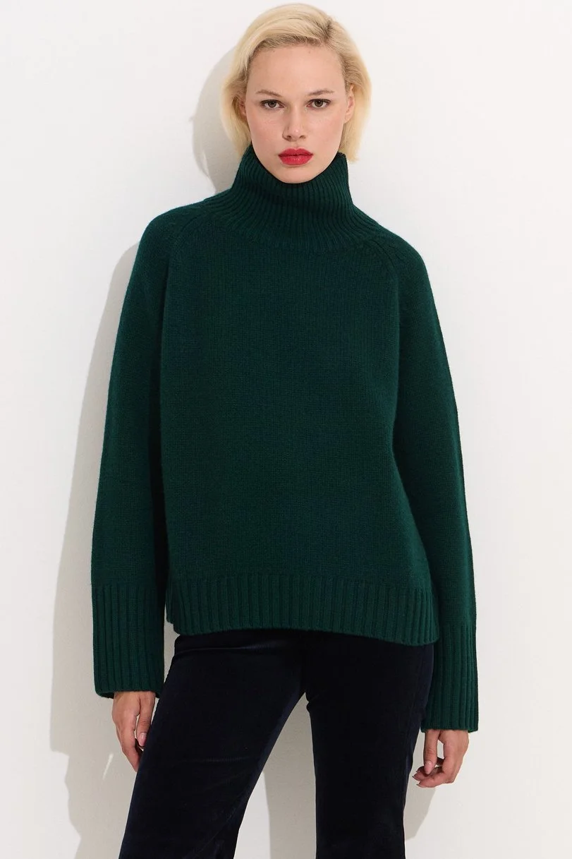 BE SPARKLING hunter green front.jpg