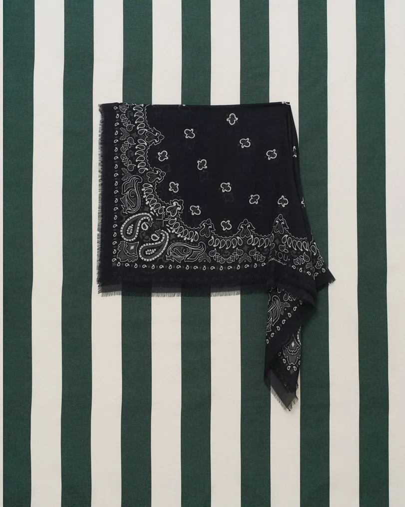 BE FRESH black.jpg (Copia)