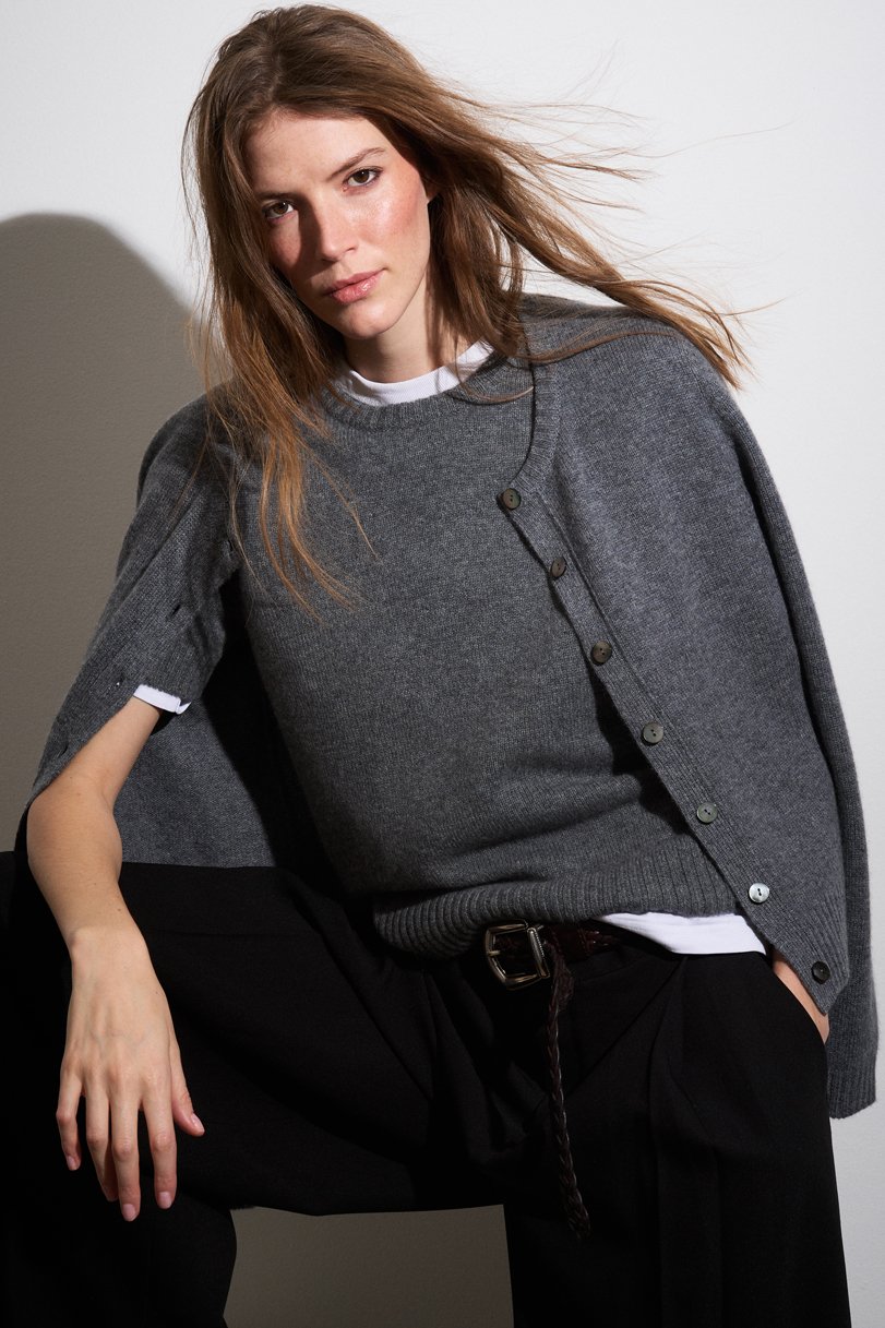 BE THE ONE + BE THE ONLY dark grey front1.jpg