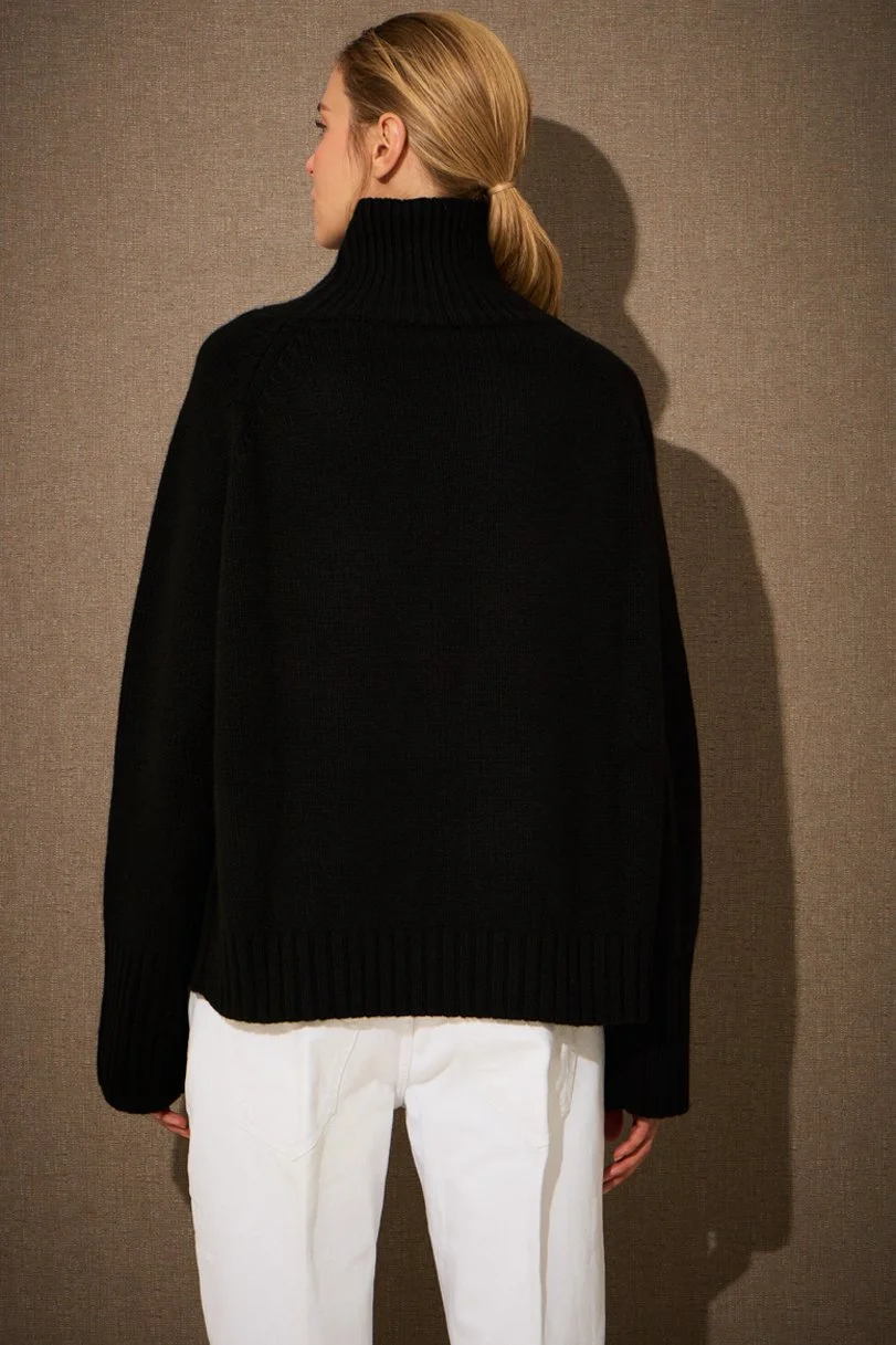 BE SPARKLING black back.jpg