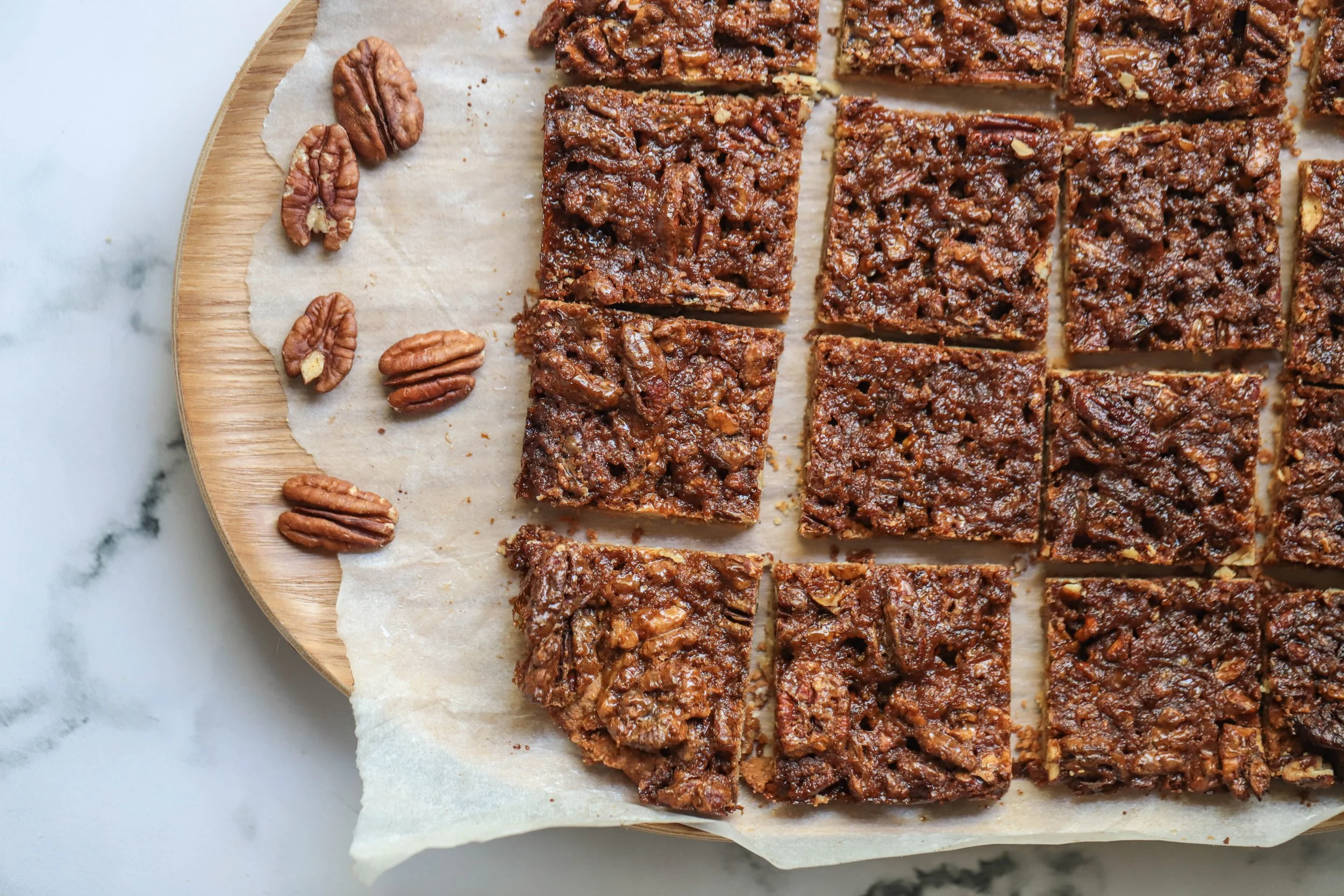 vegan-paleo-pecan-pie-bars-1.jpg