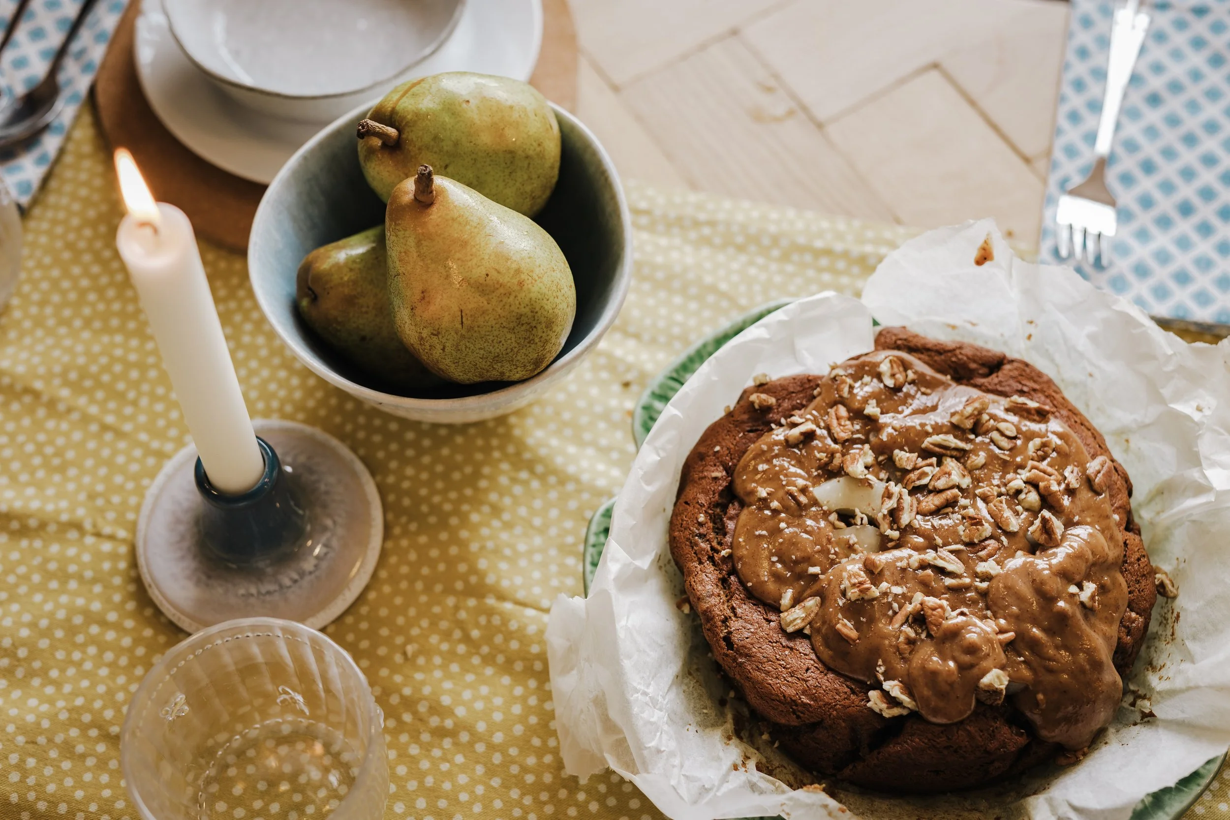 sticky-toffee-final-table-balance-and-glo.jpg