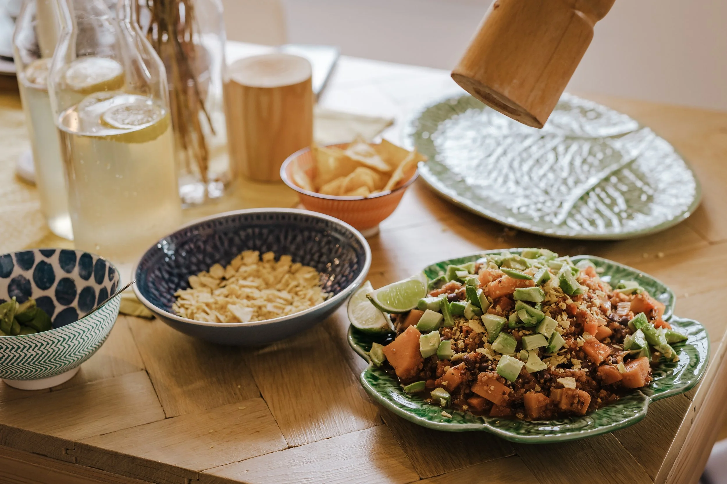 quinoa-chilli-avo-balance-and-glo.jpg