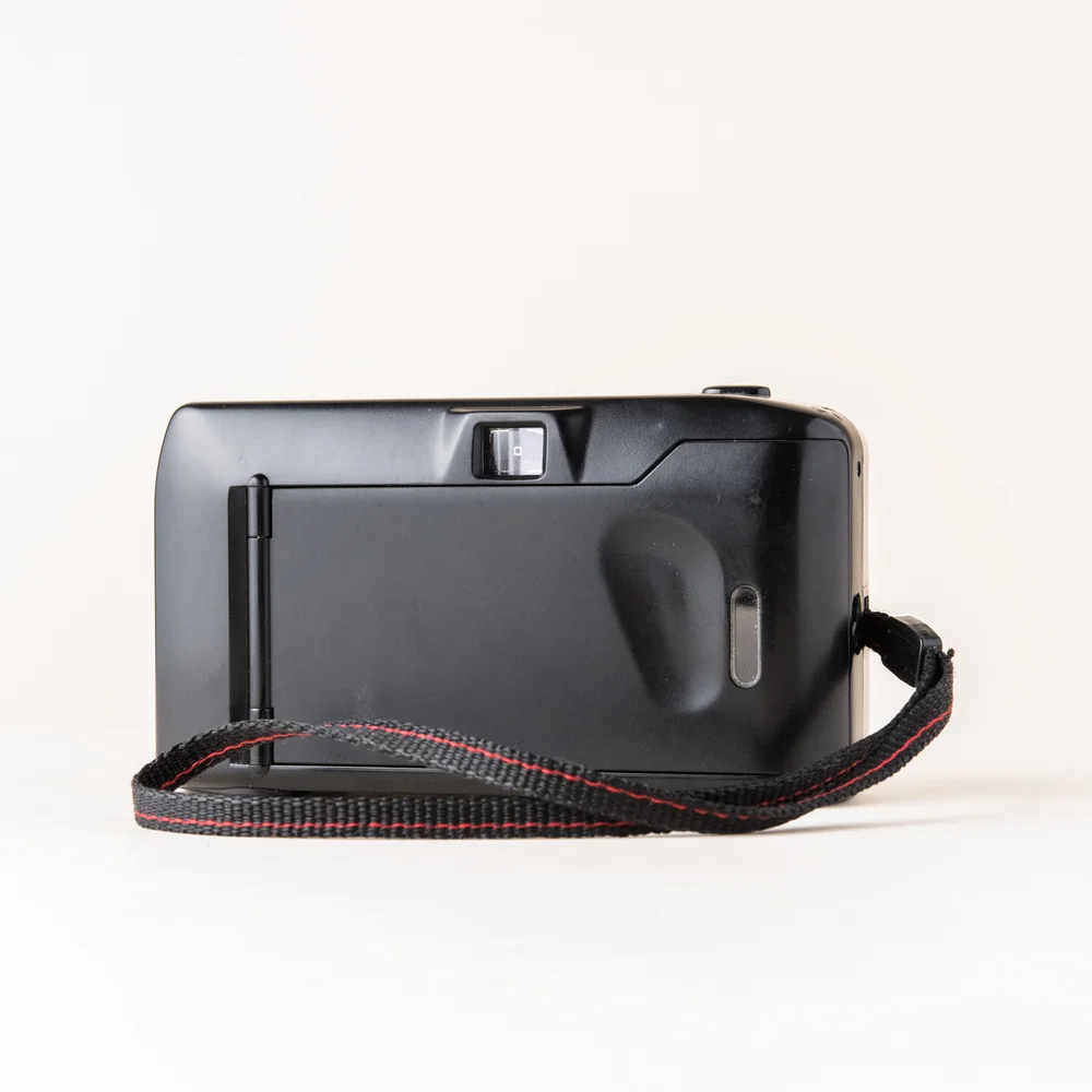 Nikon RF10 — Analogue Supply Film Cameras