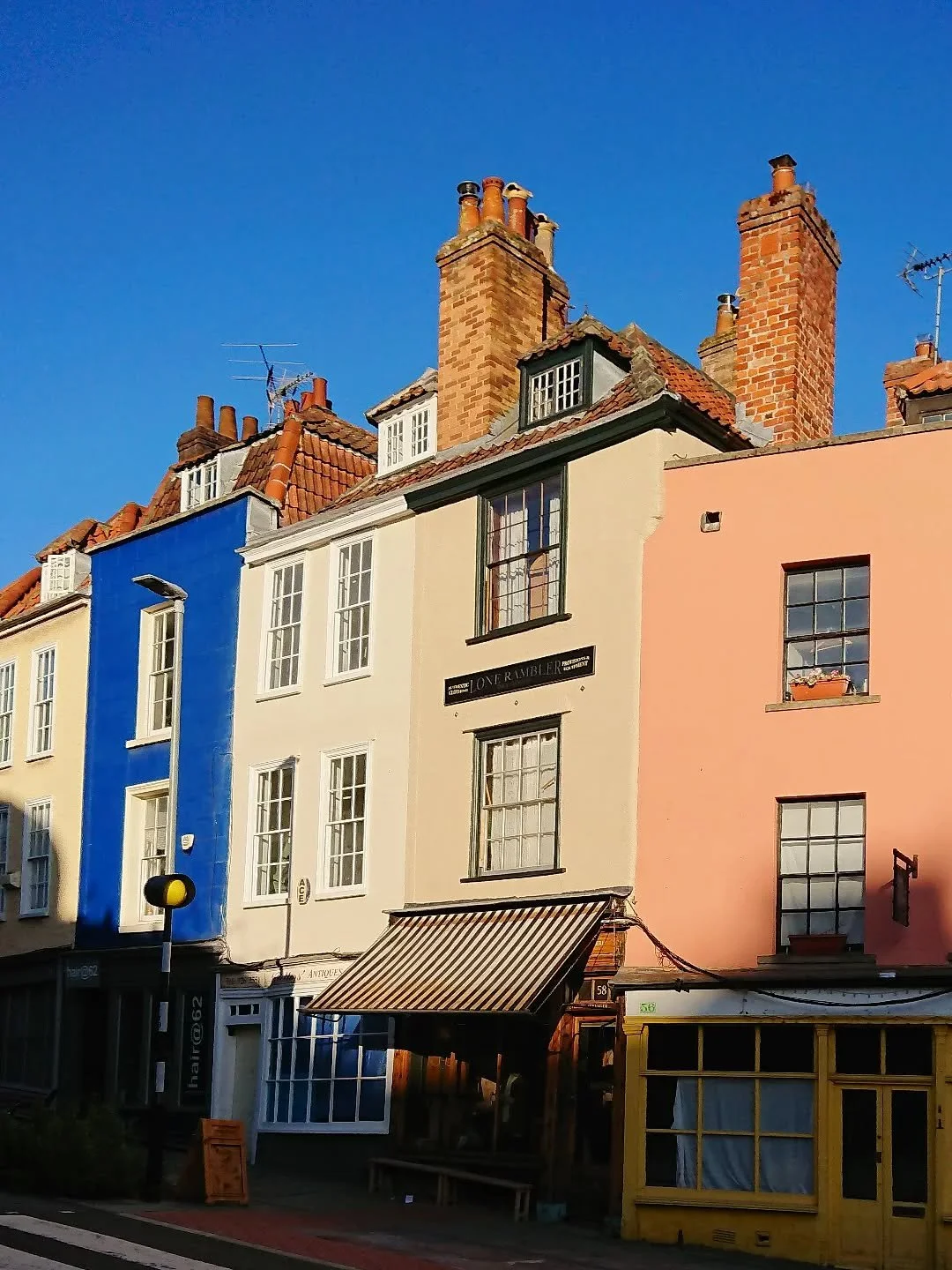 Looking like a lovely sunny day in the Christmas Steps Arts Quarter! ☀️☀️ Come for a wander around all the shops, caf&eacute;s, galleries, hairdressers, pubs and restaurants in the area! ☀️☀️ Explore all the independent businesses on Christmas Steps,