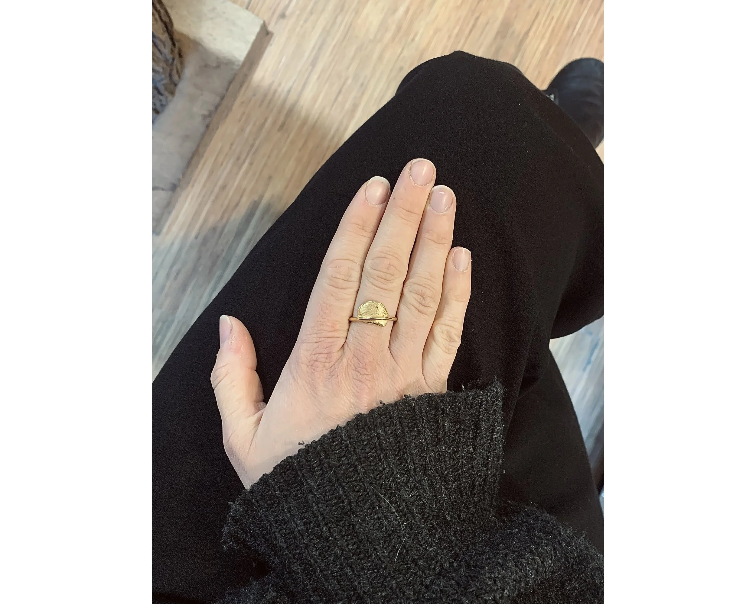 Captured Blemish ring silver goldplated5.jpg